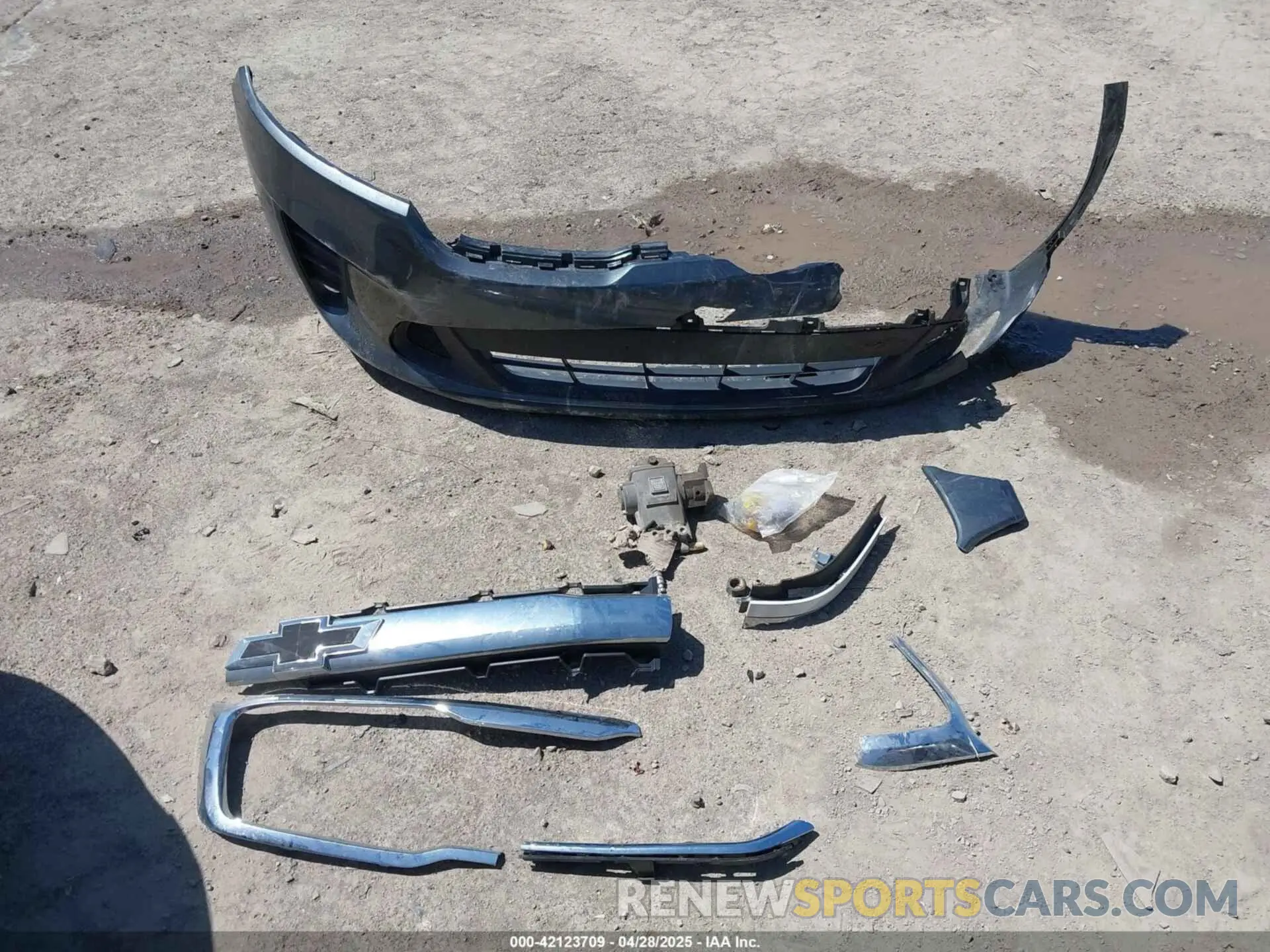12 Фотография поврежденного автомобиля 5XYPG4A39LG681123 KIA SORENTO 2020