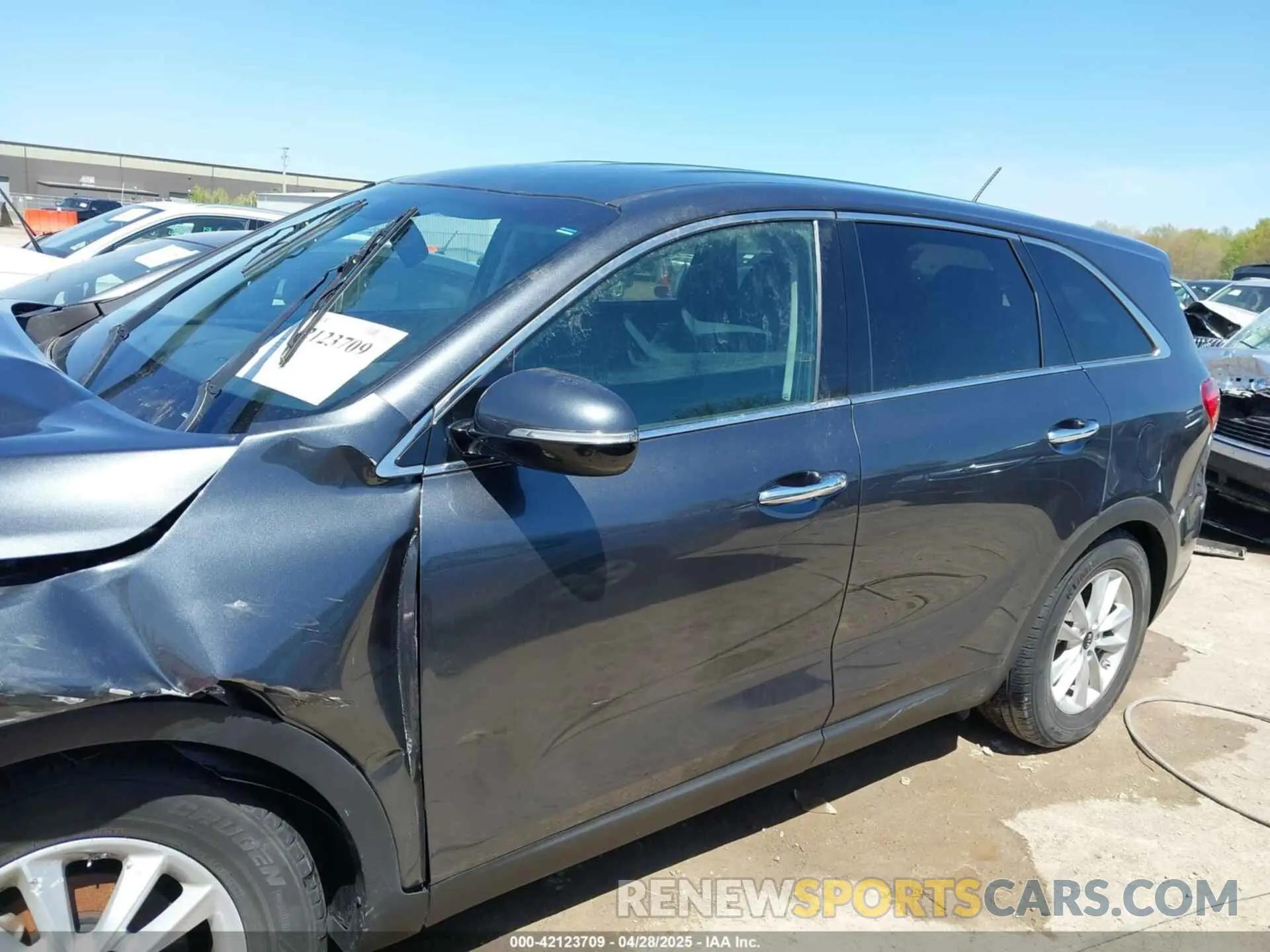 15 Фотография поврежденного автомобиля 5XYPG4A39LG681123 KIA SORENTO 2020