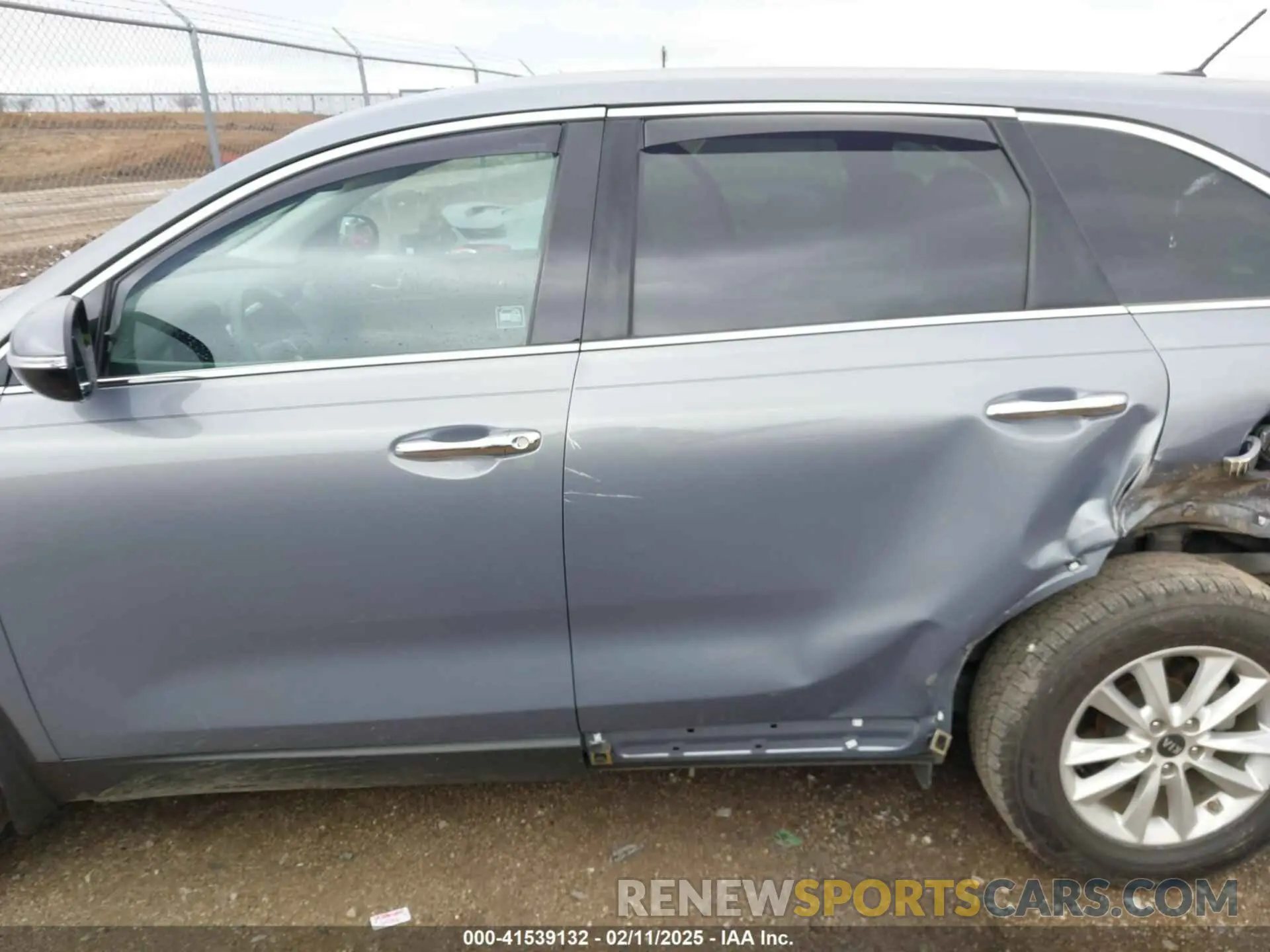 15 Фотография поврежденного автомобиля 5XYPG4A39LG688184 KIA SORENTO 2020
