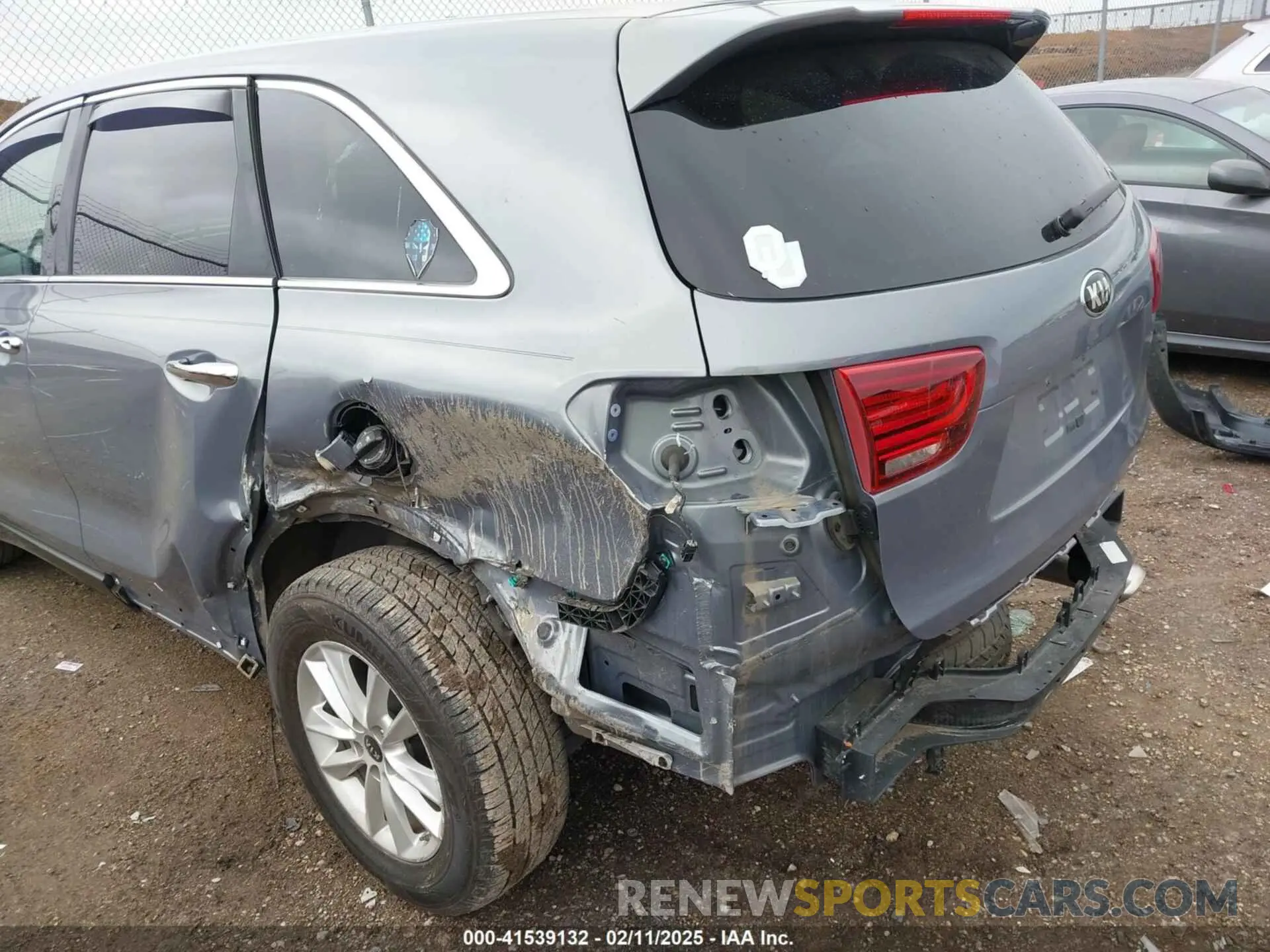 18 Фотография поврежденного автомобиля 5XYPG4A39LG688184 KIA SORENTO 2020