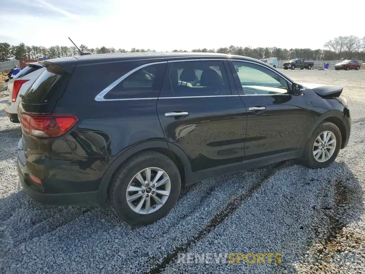 3 Photograph of a damaged car 5XYPG4A3XLG627412 KIA SORENTO 2020