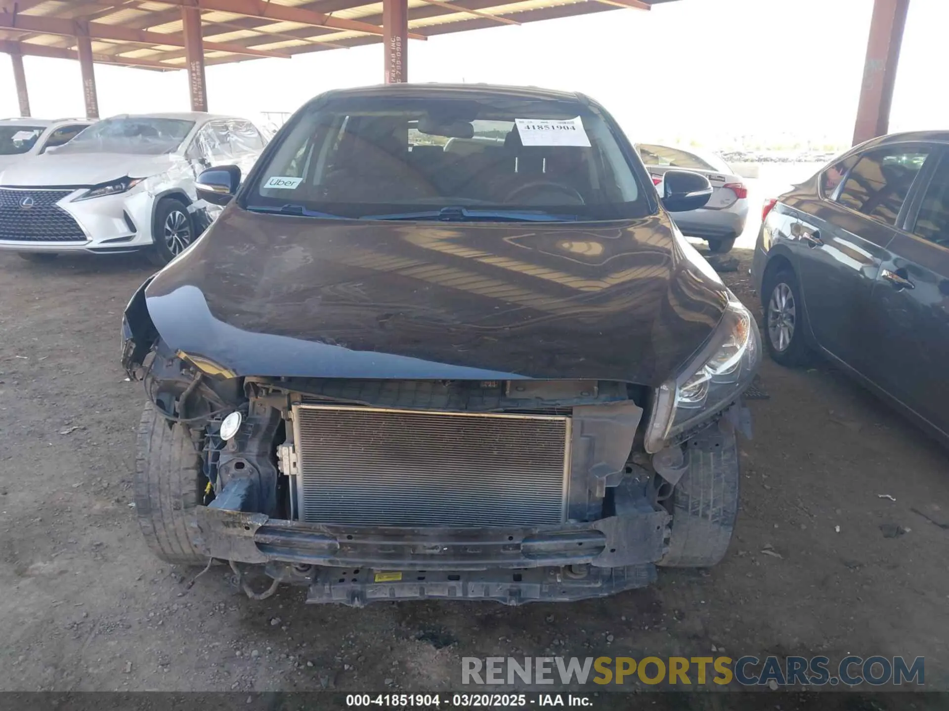 12 Photograph of a damaged car 5XYPG4A3XLG657574 KIA SORENTO 2020