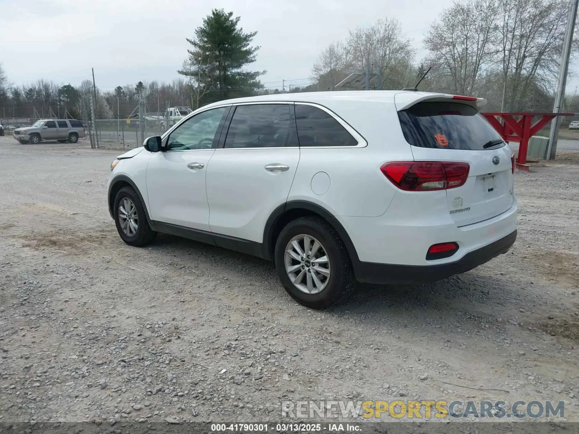 3 Фотография поврежденного автомобиля 5XYPG4A52LG622321 KIA SORENTO 2020