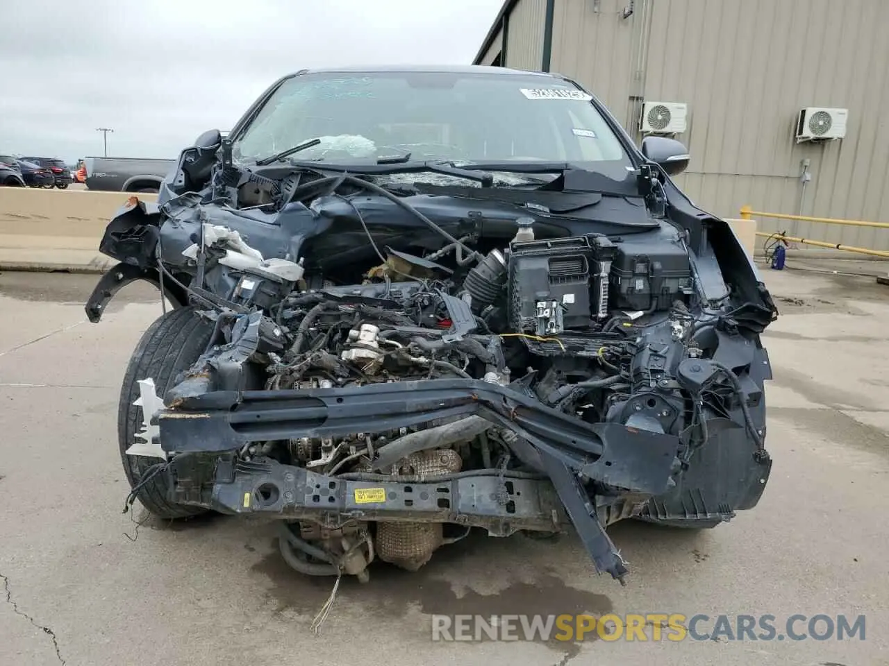 5 Photograph of a damaged car 5XYPG4A52LG689954 KIA SORENTO 2020