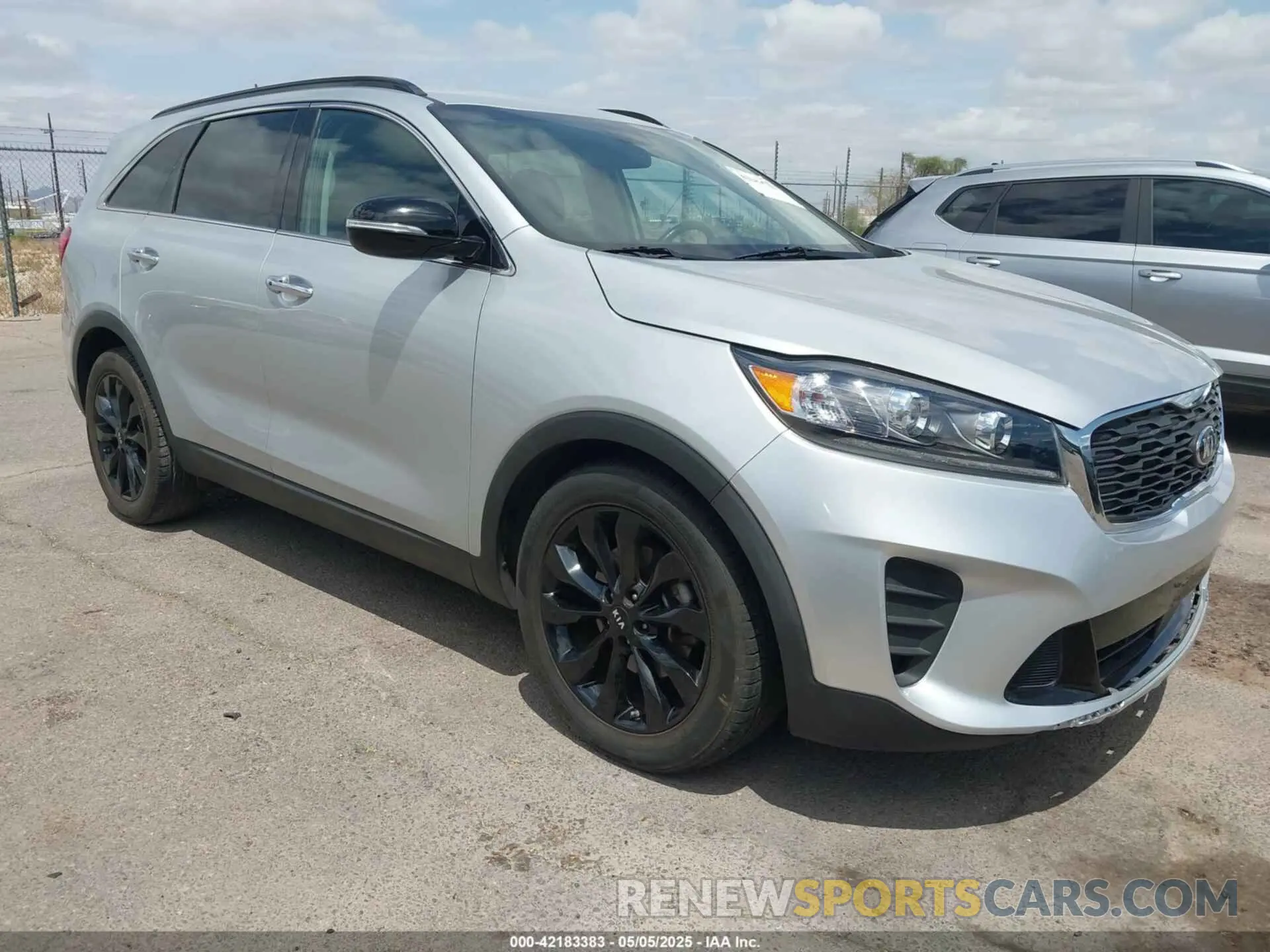 1 Photograph of a damaged car 5XYPG4A55LG694372 KIA SORENTO 2020