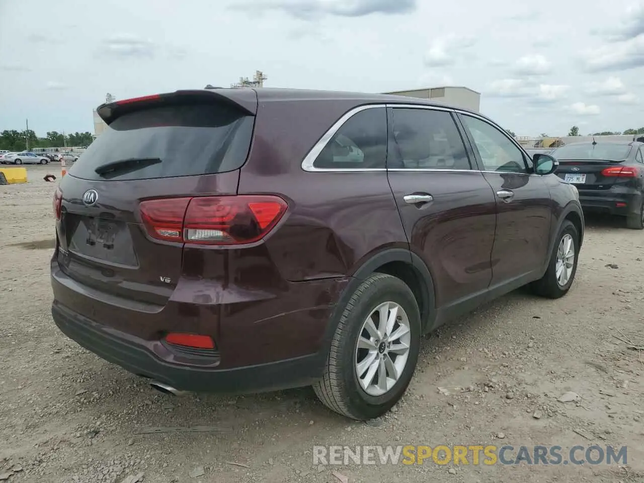 3 Photograph of a damaged car 5XYPG4A56LG615016 KIA SORENTO 2020