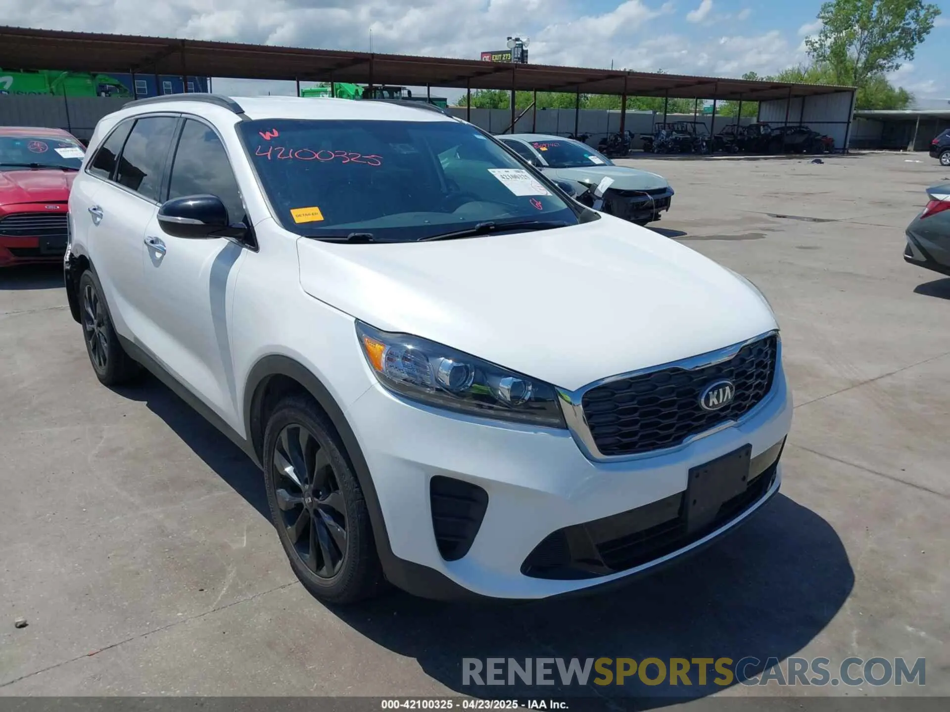 1 Photograph of a damaged car 5XYPG4A57LG672955 KIA SORENTO 2020