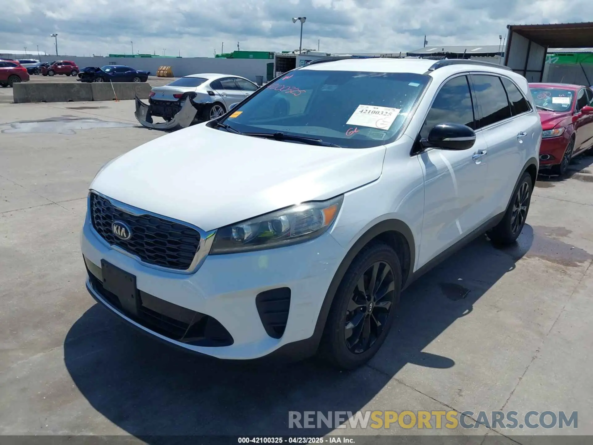 2 Photograph of a damaged car 5XYPG4A57LG672955 KIA SORENTO 2020