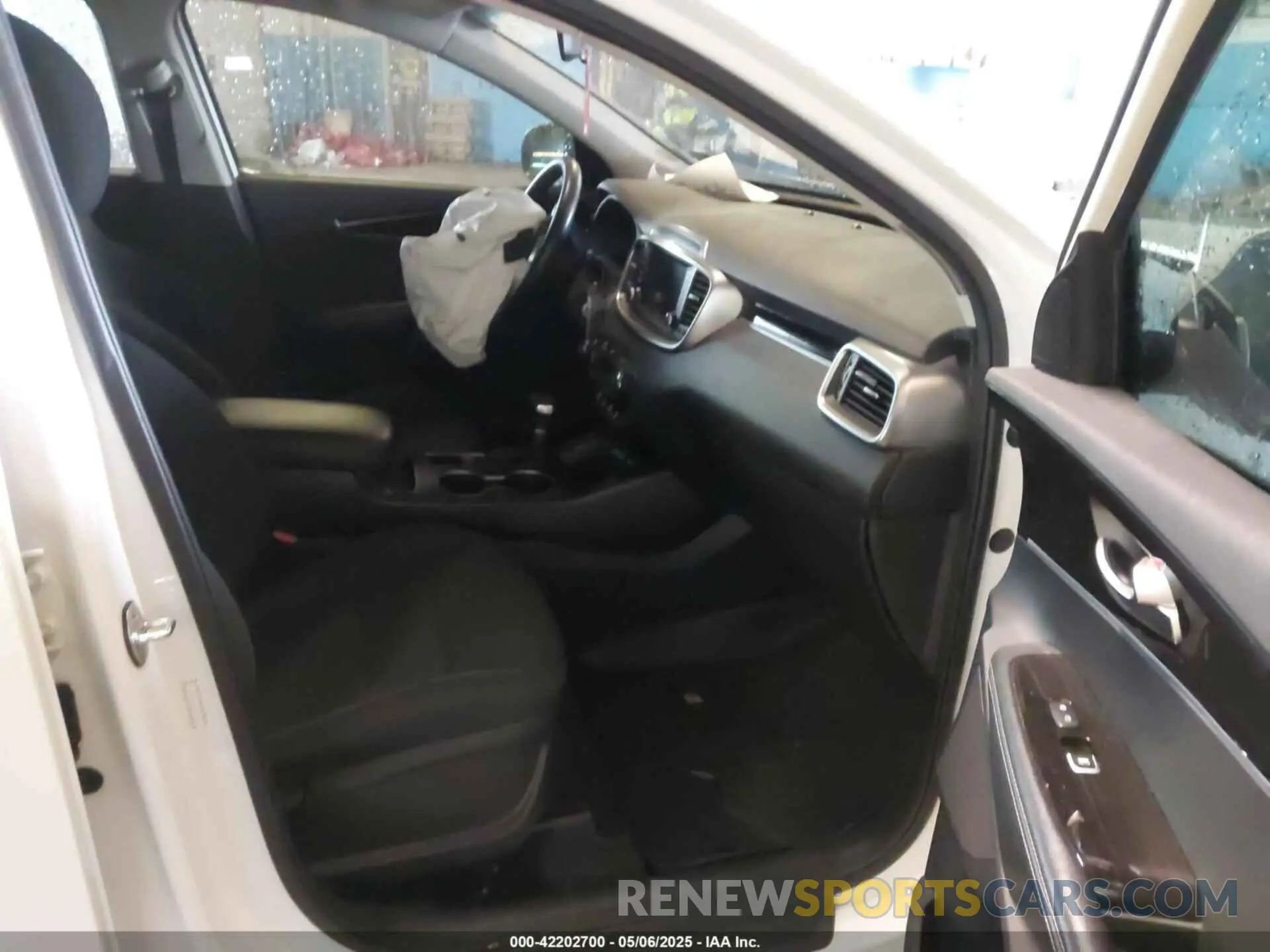 5 Фотография поврежденного автомобиля 5XYPGDA31LG654563 KIA SORENTO 2020