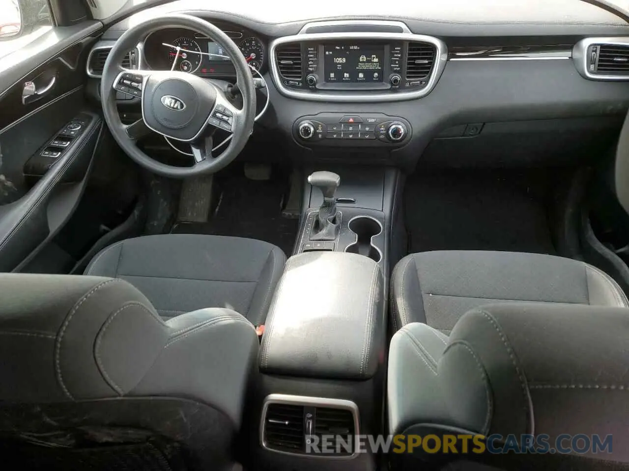 8 Photograph of a damaged car 5XYPGDA31LG698739 KIA SORENTO 2020