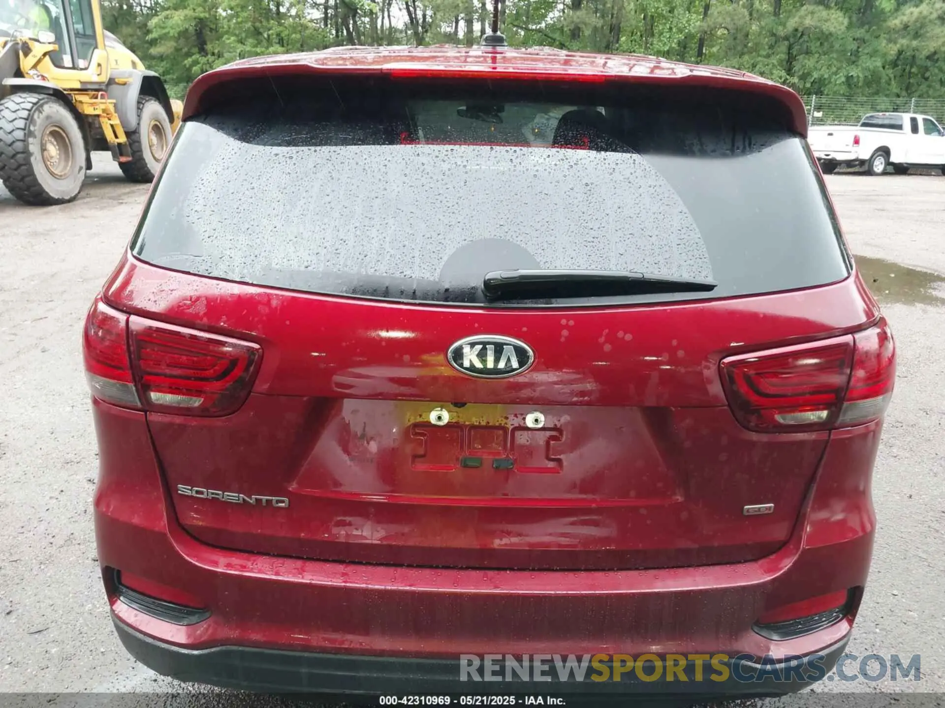 16 Photograph of a damaged car 5XYPGDA31LG702630 KIA SORENTO 2020
