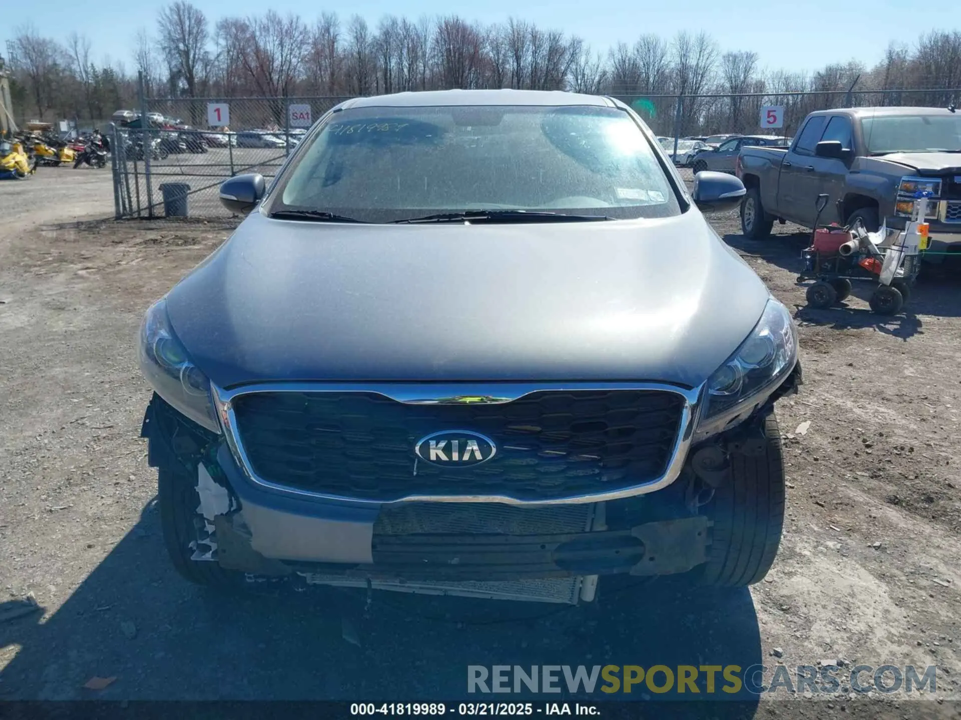 13 Photograph of a damaged car 5XYPGDA36LG635684 KIA SORENTO 2020