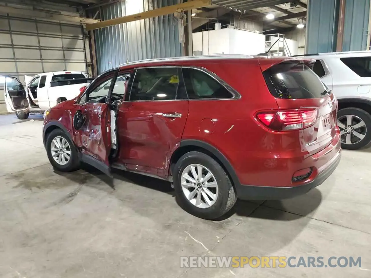2 Photograph of a damaged car 5XYPGDA36LG650556 KIA SORENTO 2020