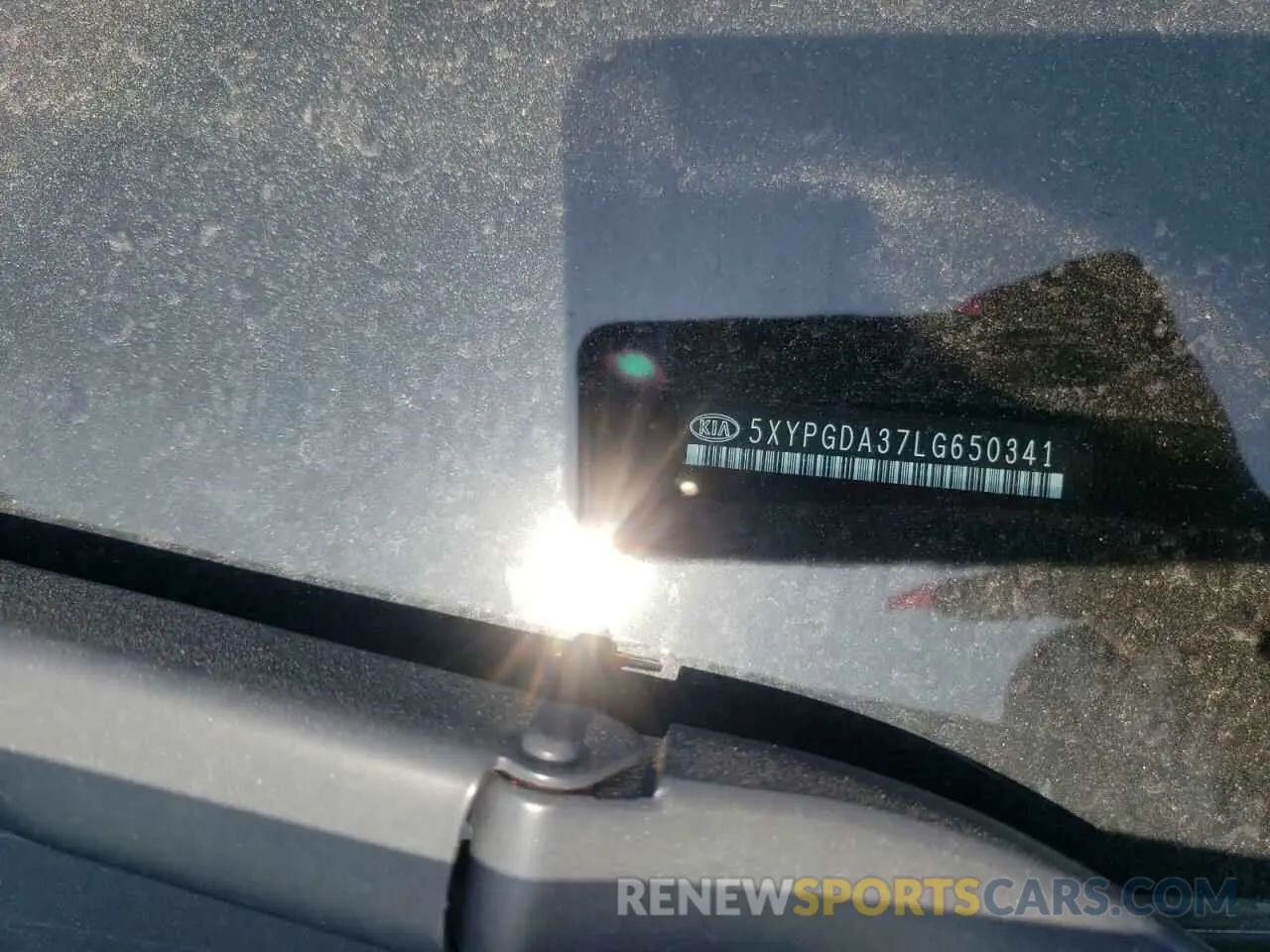 13 Photograph of a damaged car 5XYPGDA37LG650341 KIA SORENTO 2020