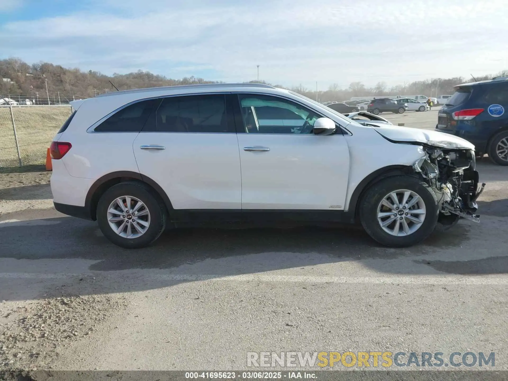 13 Фотография поврежденного автомобиля 5XYPGDA37LG656124 KIA SORENTO 2020