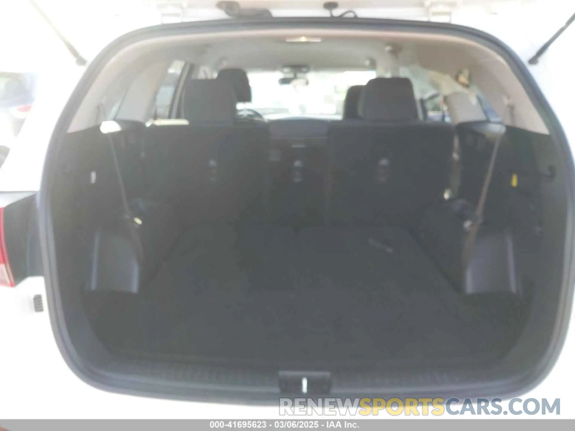 17 Фотография поврежденного автомобиля 5XYPGDA37LG656124 KIA SORENTO 2020