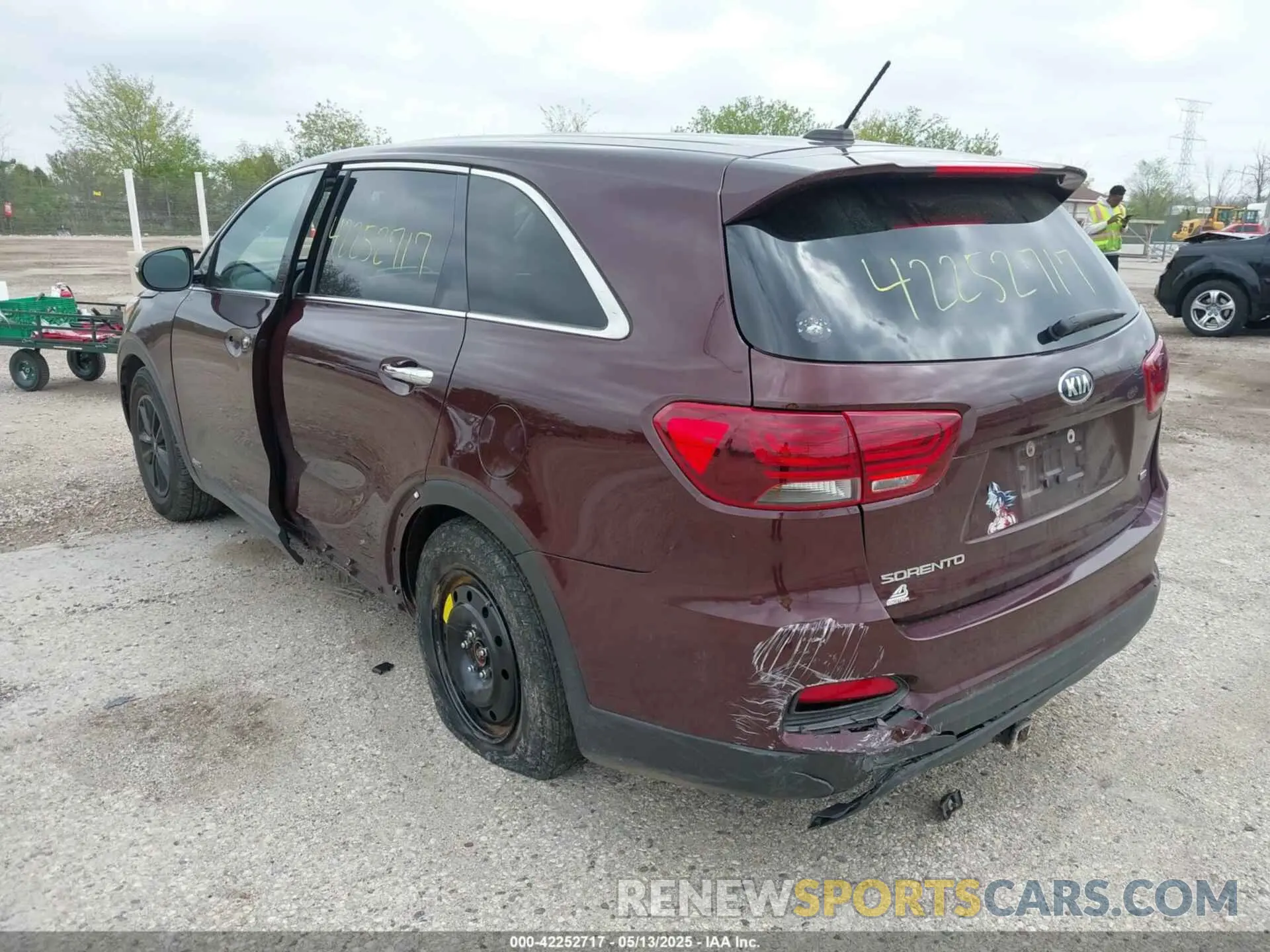 6 Photograph of a damaged car 5XYPGDA38LG644919 KIA SORENTO 2020