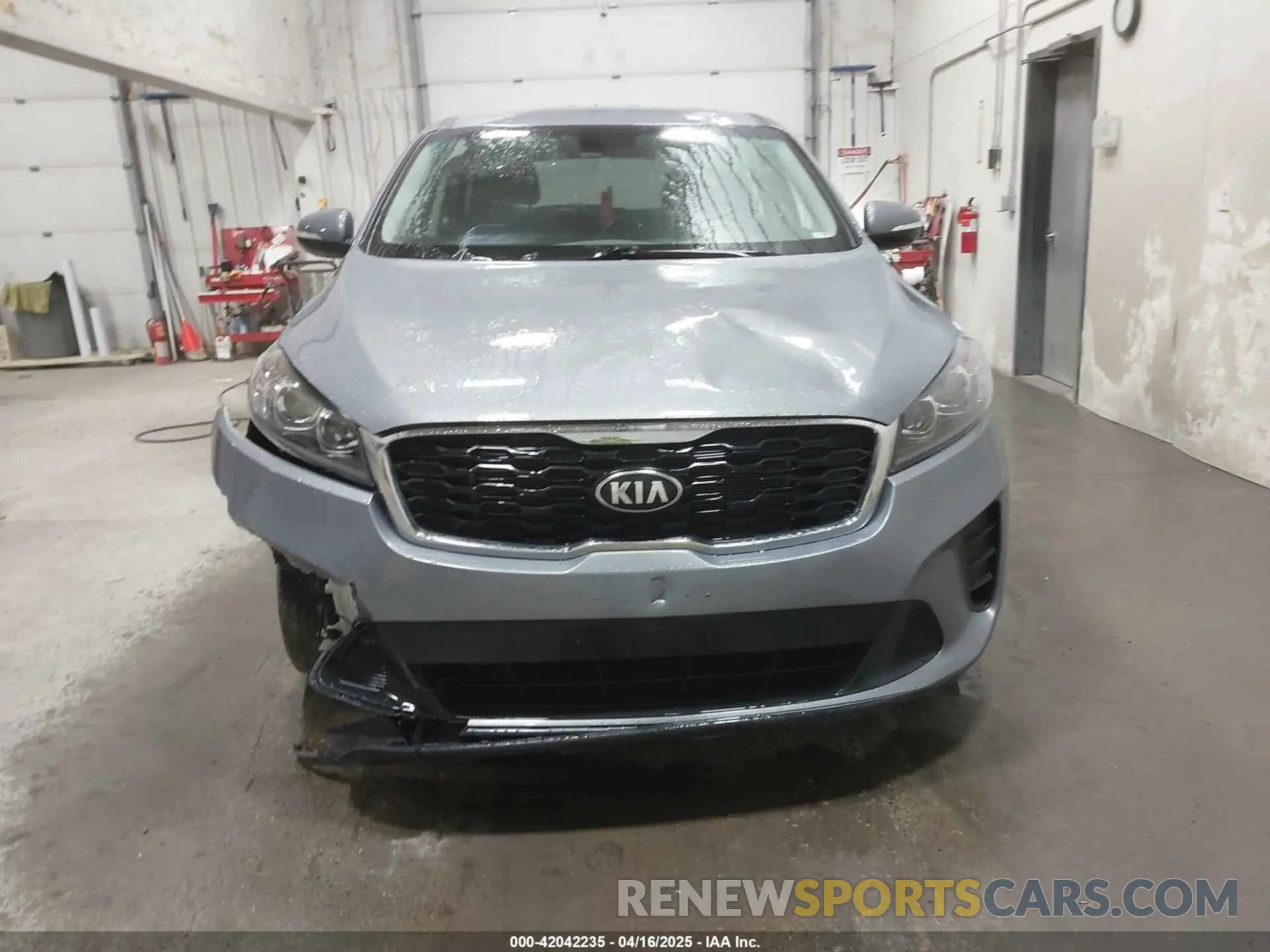 11 Photograph of a damaged car 5XYPGDA39LG629619 KIA SORENTO 2020