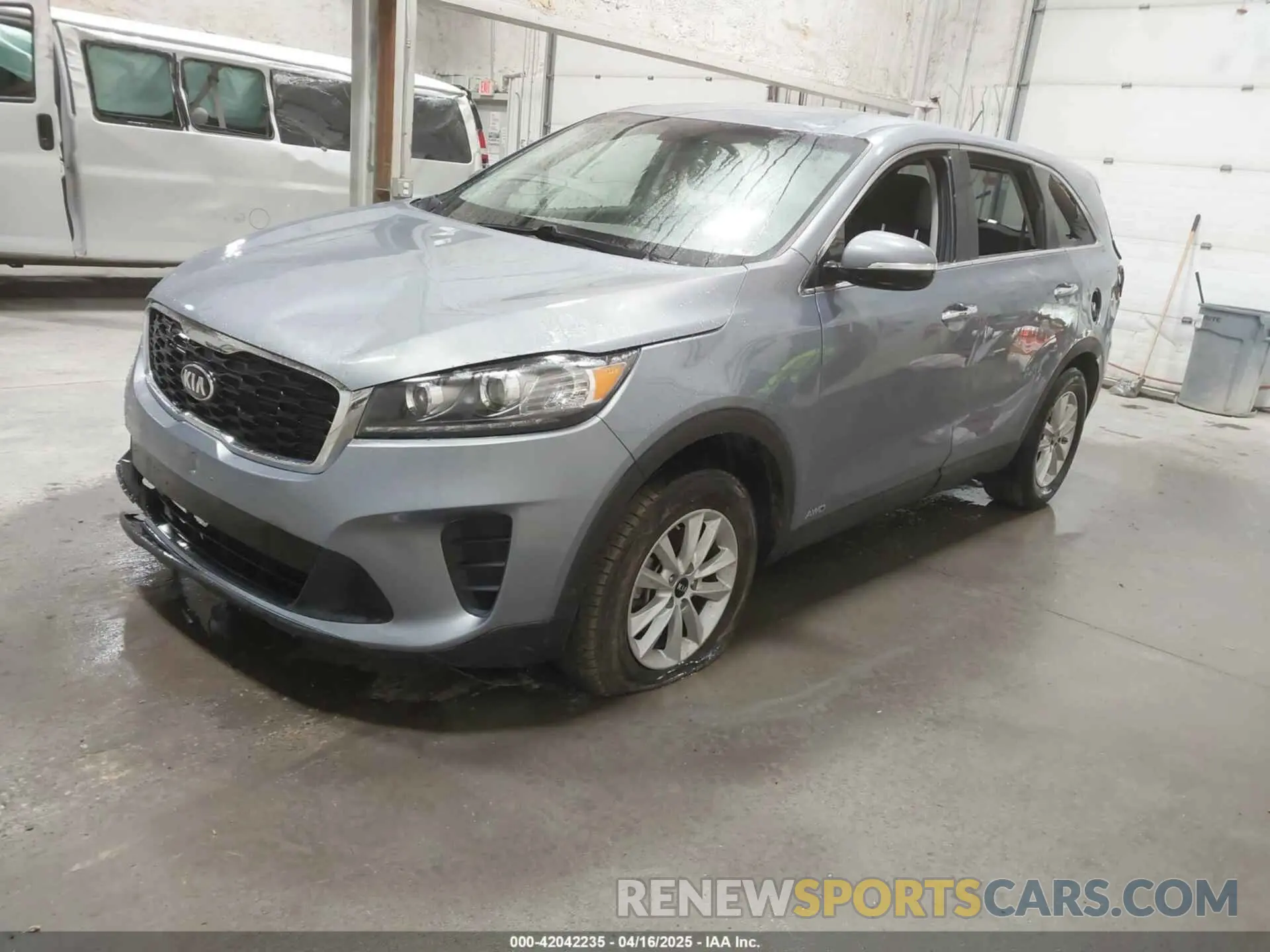 2 Photograph of a damaged car 5XYPGDA39LG629619 KIA SORENTO 2020