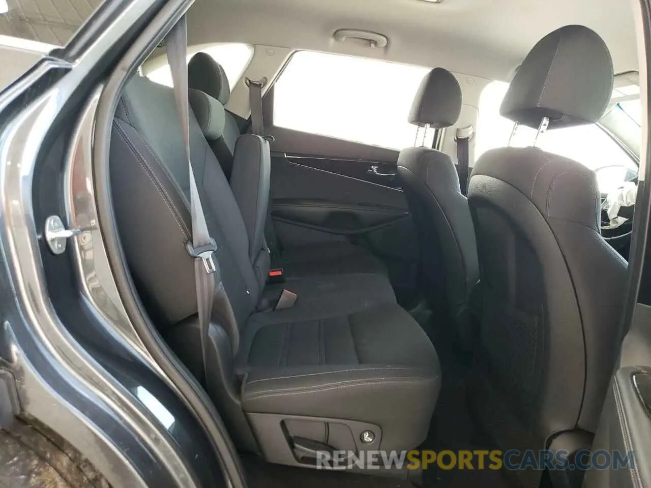 11 Фотография поврежденного автомобиля 5XYPGDA39LG698939 KIA SORENTO 2020