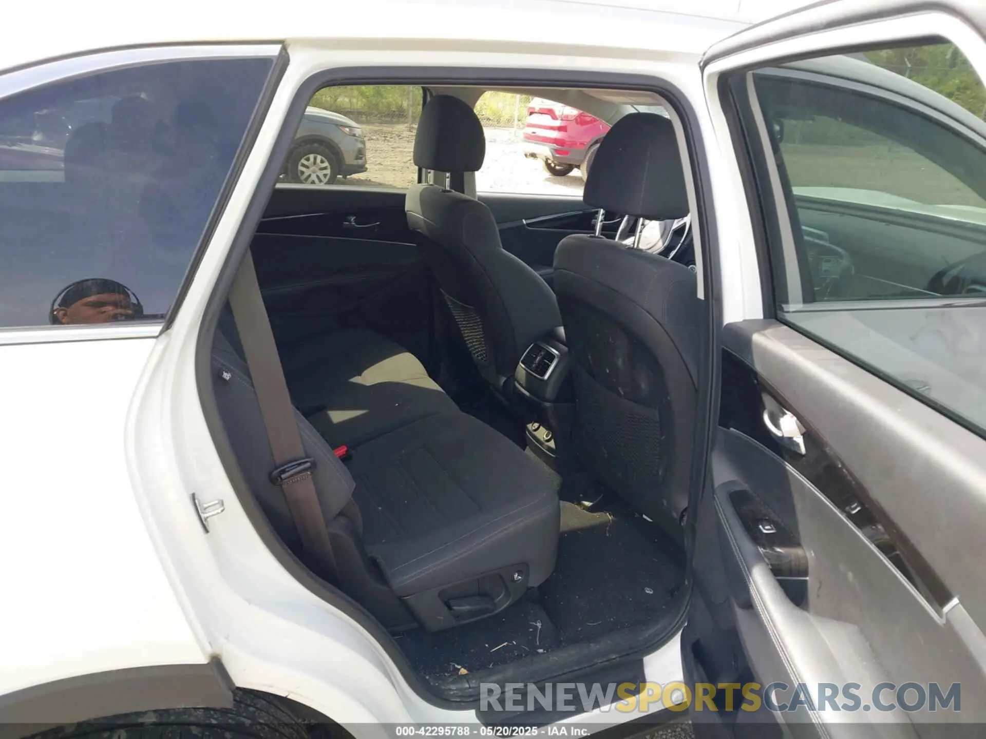 8 Фотография поврежденного автомобиля 5XYPGDA3XLG629029 KIA SORENTO 2020
