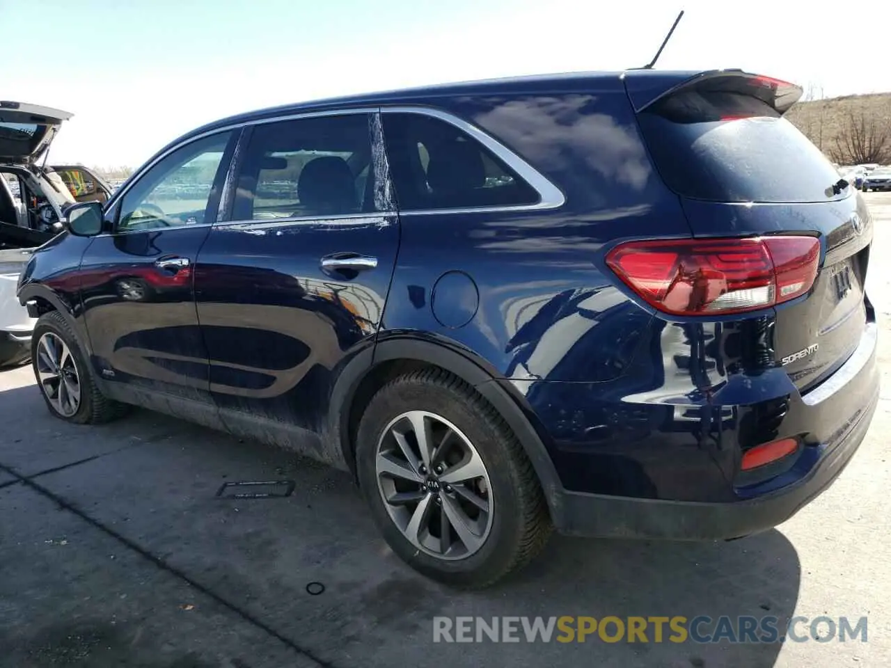 2 Photograph of a damaged car 5XYPGDA51LG690867 KIA SORENTO 2020