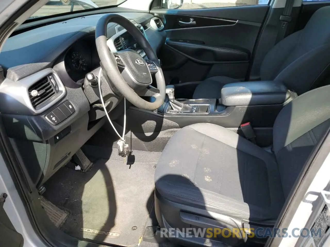 7 Photograph of a damaged car 5XYPGDA52LG618026 KIA SORENTO 2020