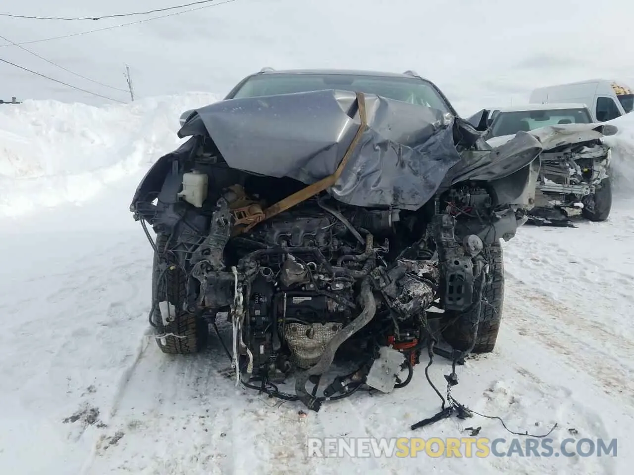 5 Photograph of a damaged car 5XYPGDA54LG695044 KIA SORENTO 2020
