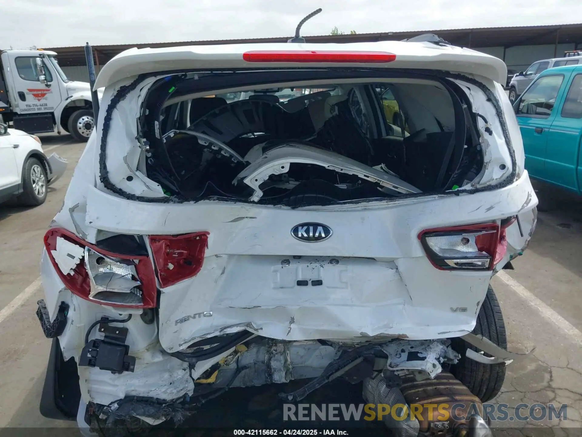 6 Фотография поврежденного автомобиля 5XYPGDA55LG696963 KIA SORENTO 2020