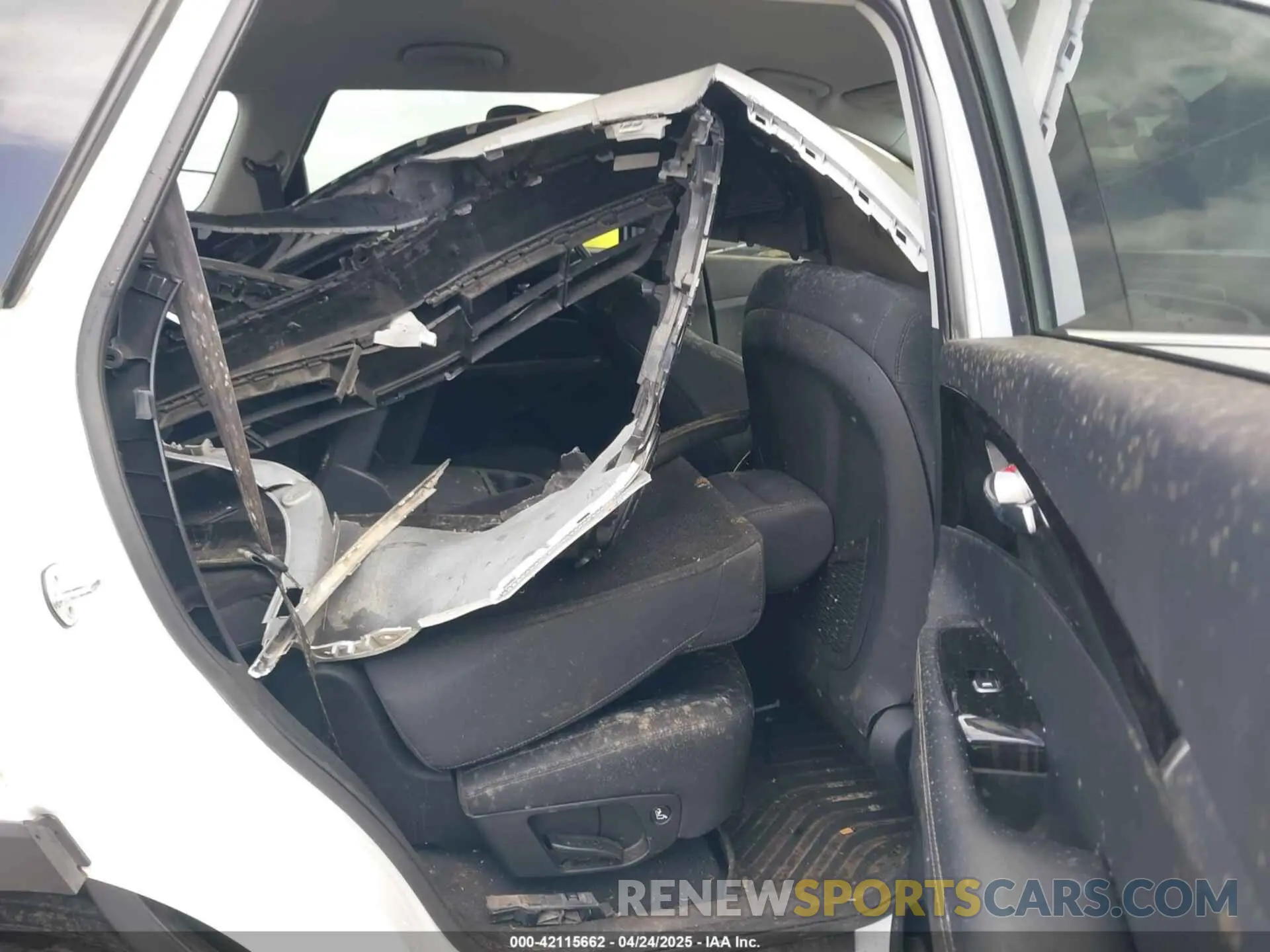 8 Фотография поврежденного автомобиля 5XYPGDA55LG696963 KIA SORENTO 2020