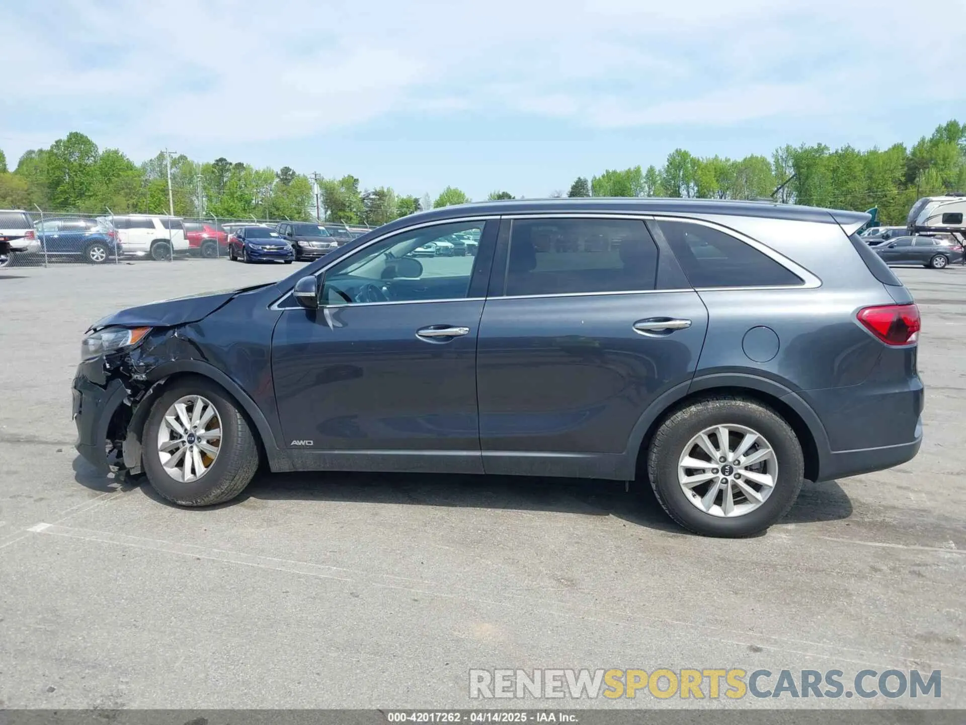 14 Photograph of a damaged car 5XYPGDA58LG618502 KIA SORENTO 2020