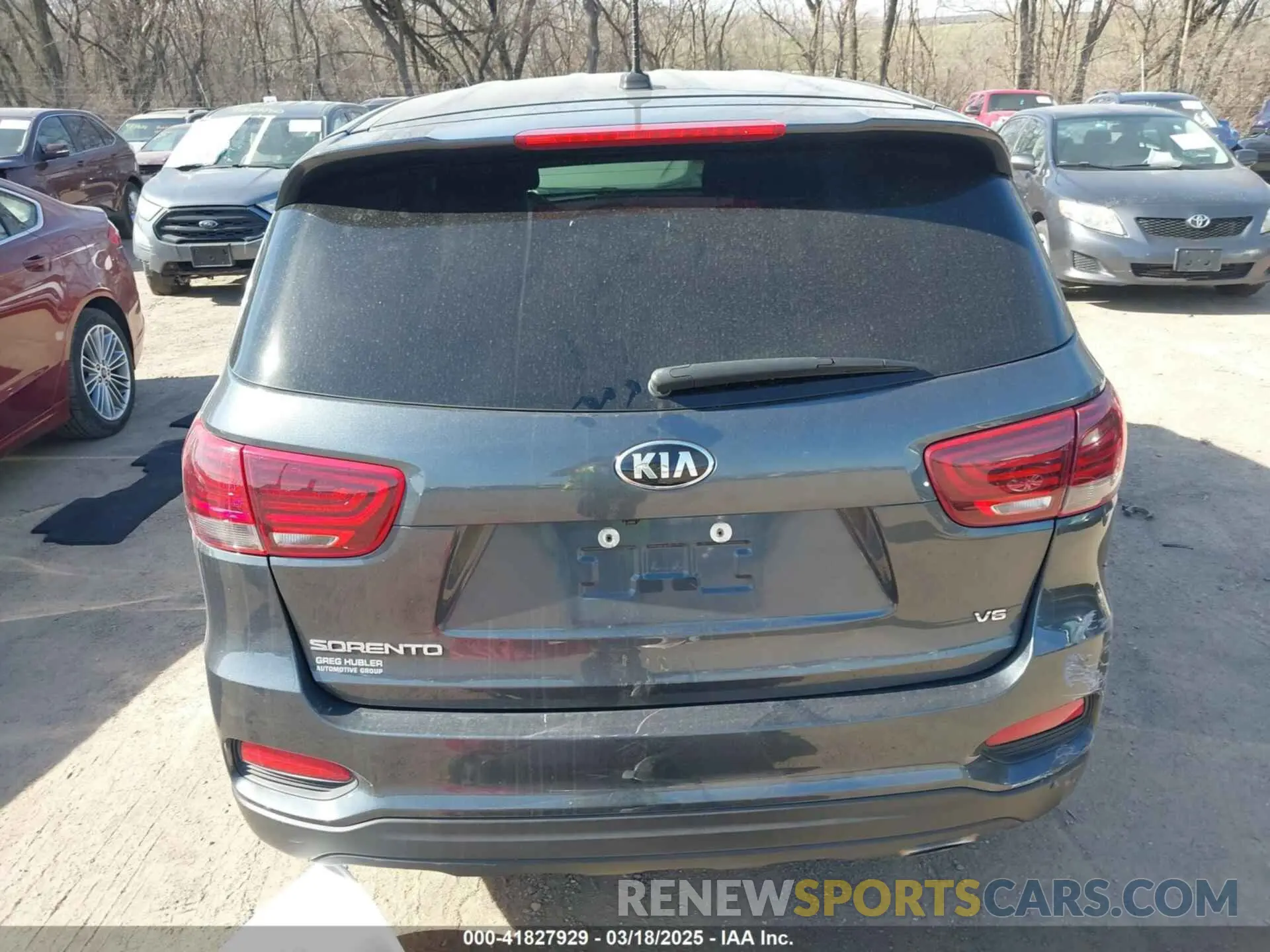 16 Photograph of a damaged car 5XYPGDA59LG683343 KIA SORENTO 2020