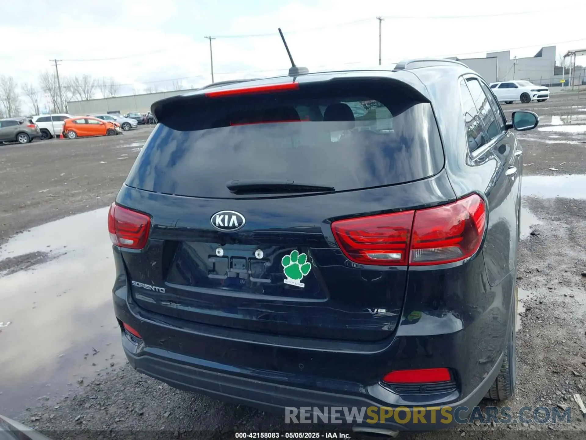 16 Photograph of a damaged car 5XYPGDA5XLG680807 KIA SORENTO 2020