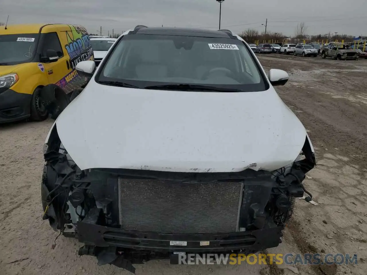 5 Photograph of a damaged car 5XYPK4A51LG670018 KIA SORENTO 2020