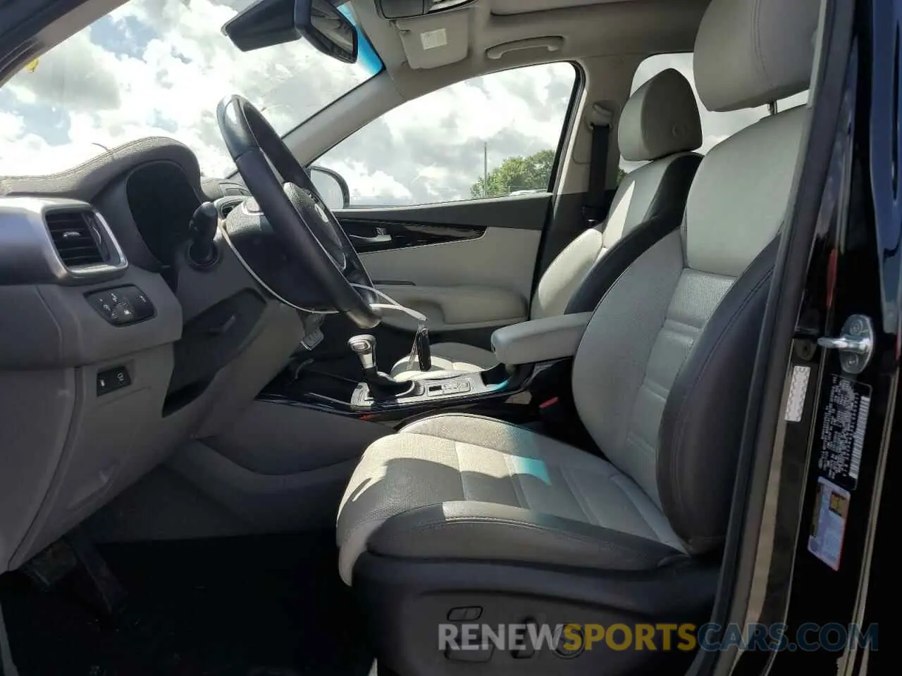 7 Фотография поврежденного автомобиля 5XYPK4A58LG669917 KIA SORENTO 2020
