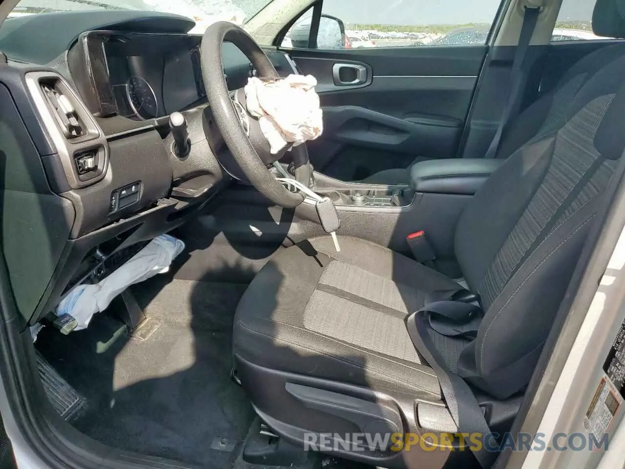 7 Photograph of a damaged car 5XYRG4LC3MG056711 KIA SORENTO 2021