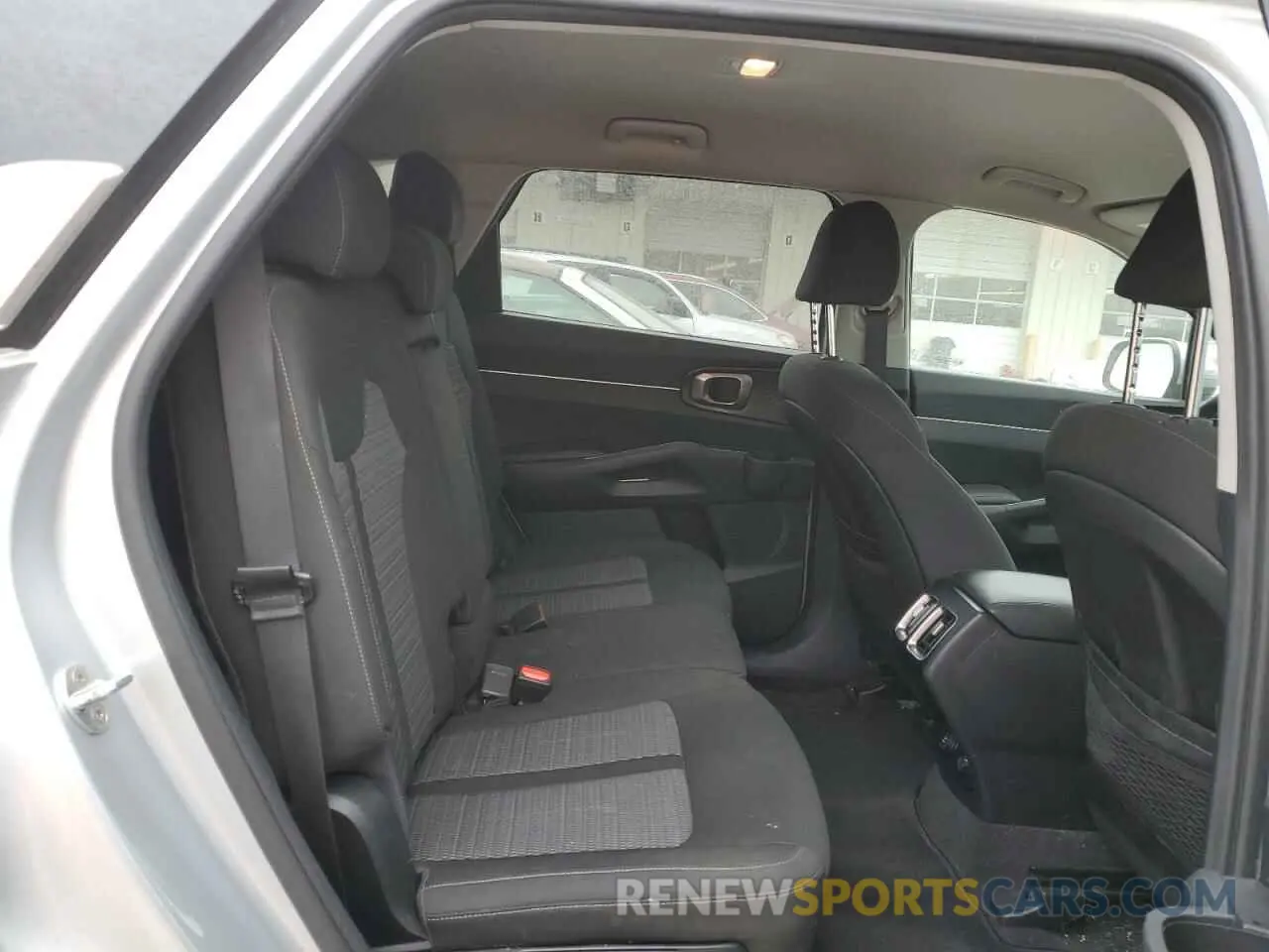 11 Photograph of a damaged car 5XYRG4LC4MG017383 KIA SORENTO 2021