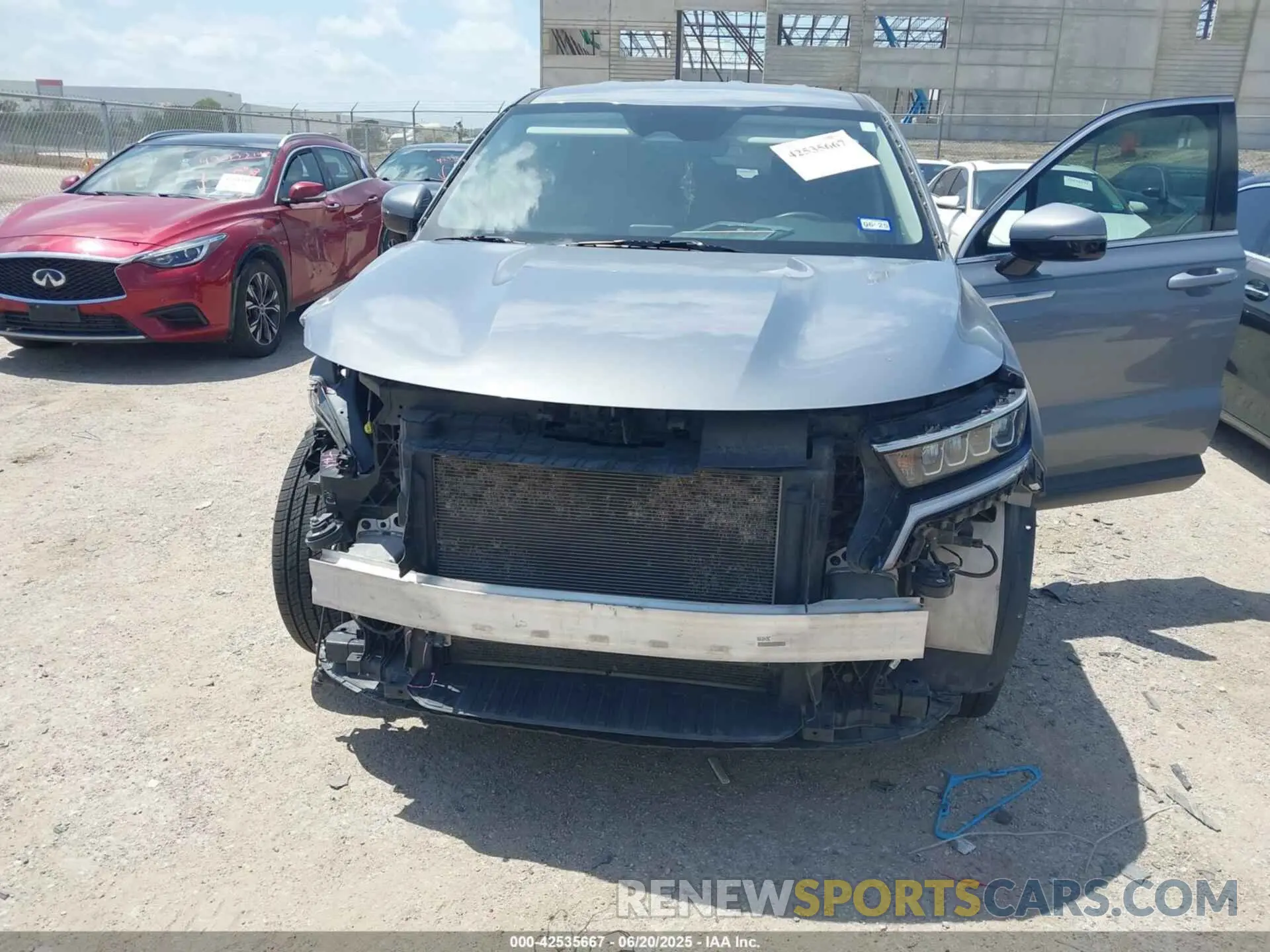 6 Photograph of a damaged car 5XYRG4LC4MG055115 KIA SORENTO 2021