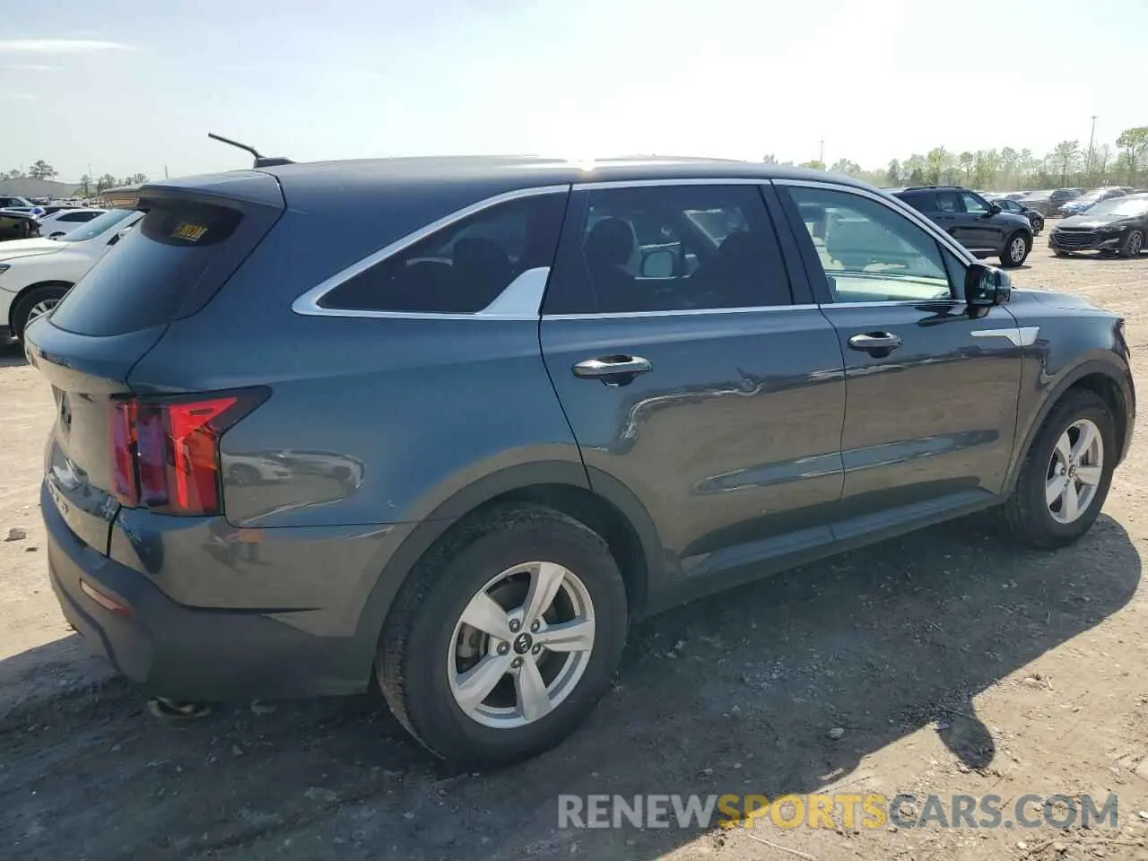 3 Фотография поврежденного автомобиля 5XYRG4LC4MG068446 KIA SORENTO 2021