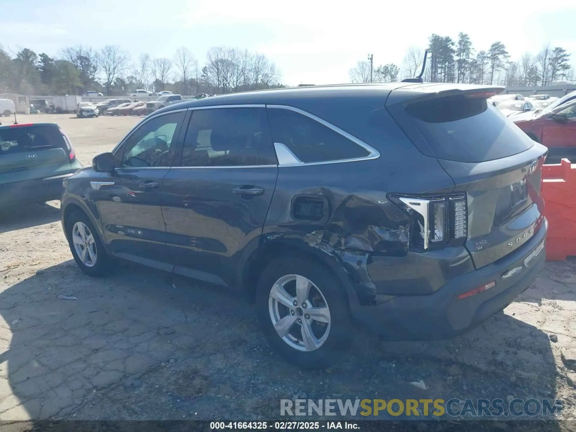 14 Photograph of a damaged car 5XYRG4LC7MG021928 KIA SORENTO 2021