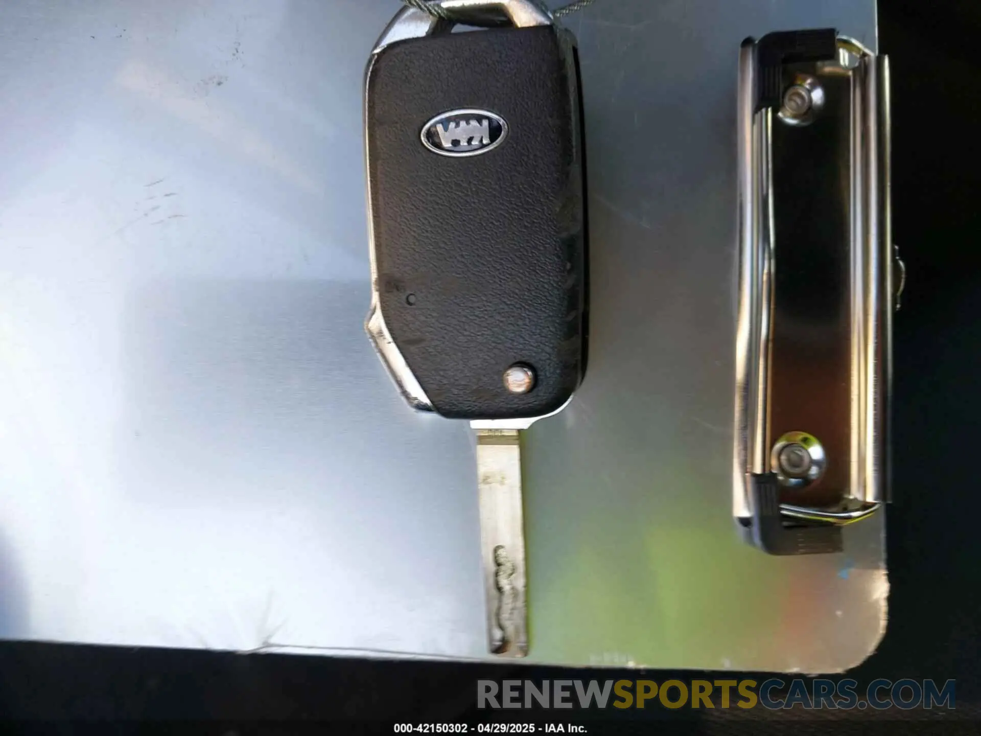 11 Photograph of a damaged car 5XYRGDLC2MG038877 KIA SORENTO 2021