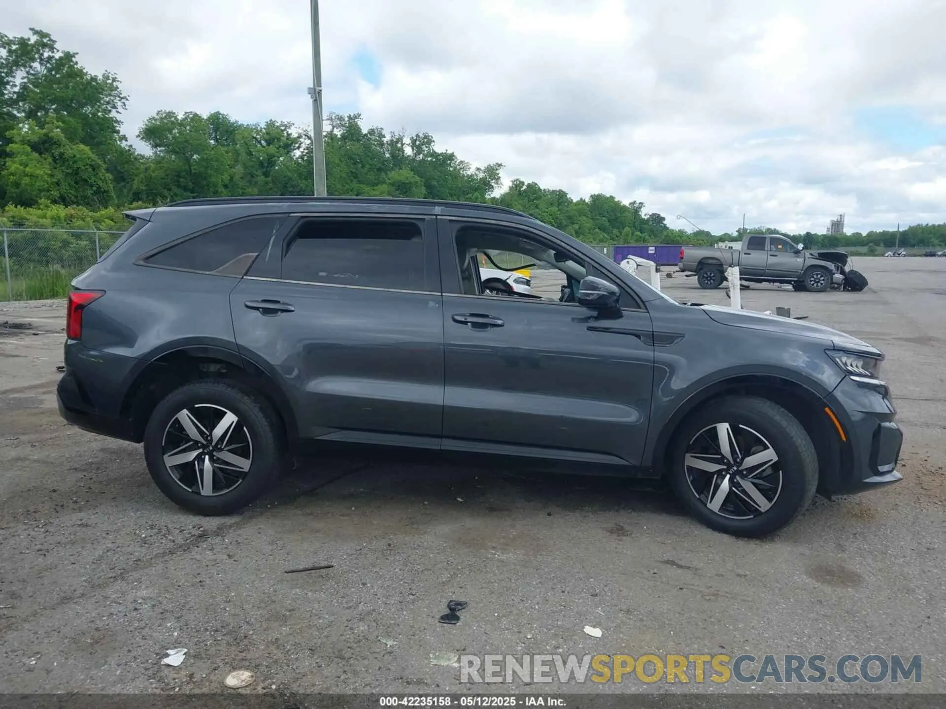 12 Фотография поврежденного автомобиля 5XYRH4LF4MG032974 KIA SORENTO 2021