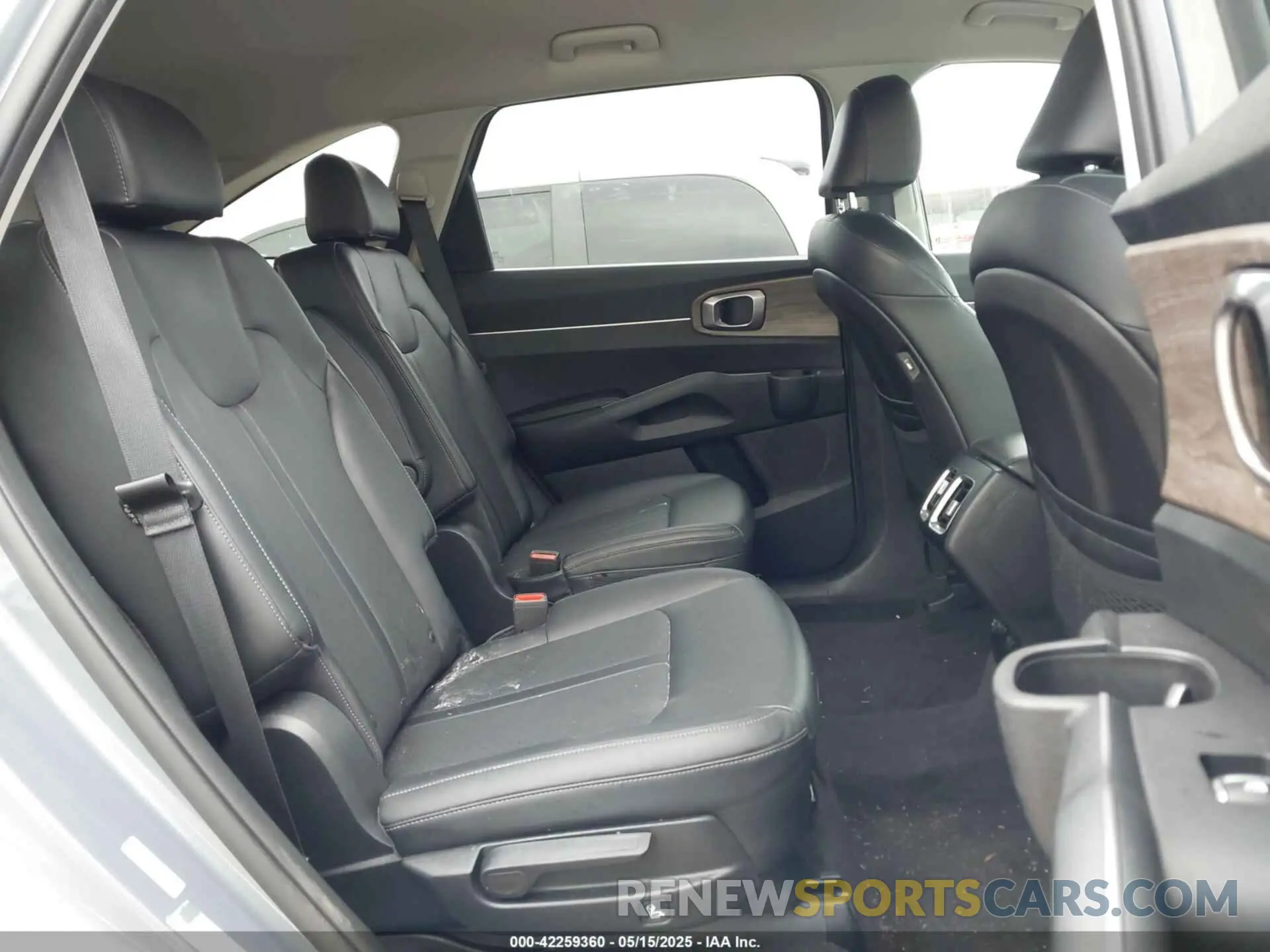 8 Фотография поврежденного автомобиля 5XYRH4LF6MG031504 KIA SORENTO 2021