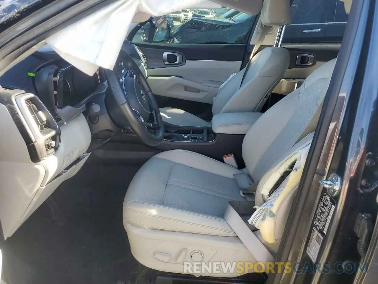 7 Photograph of a damaged car 5XYRH4LF8MG032850 KIA SORENTO 2021