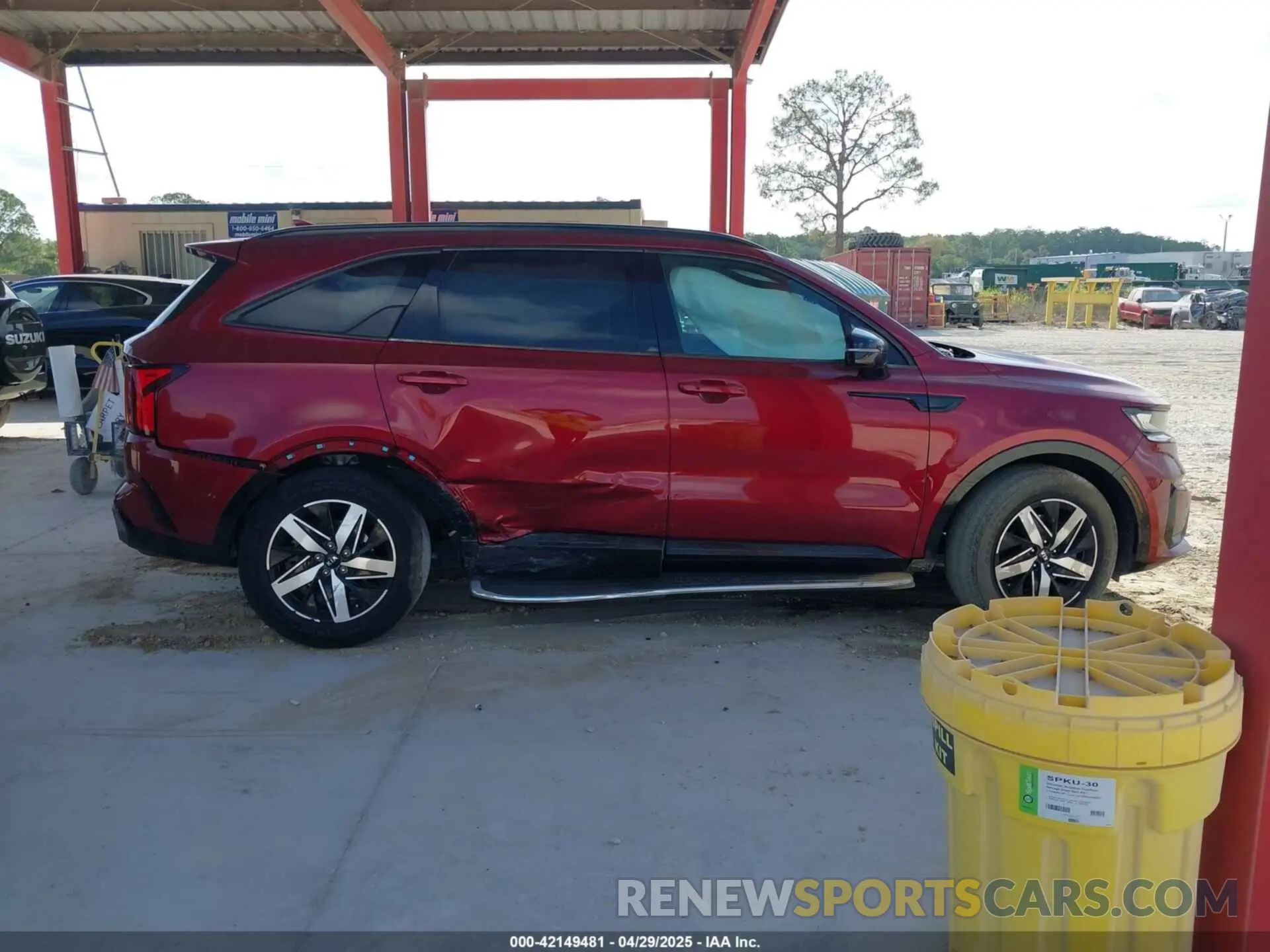 13 Photograph of a damaged car 5XYRH4LF8MG035215 KIA SORENTO 2021