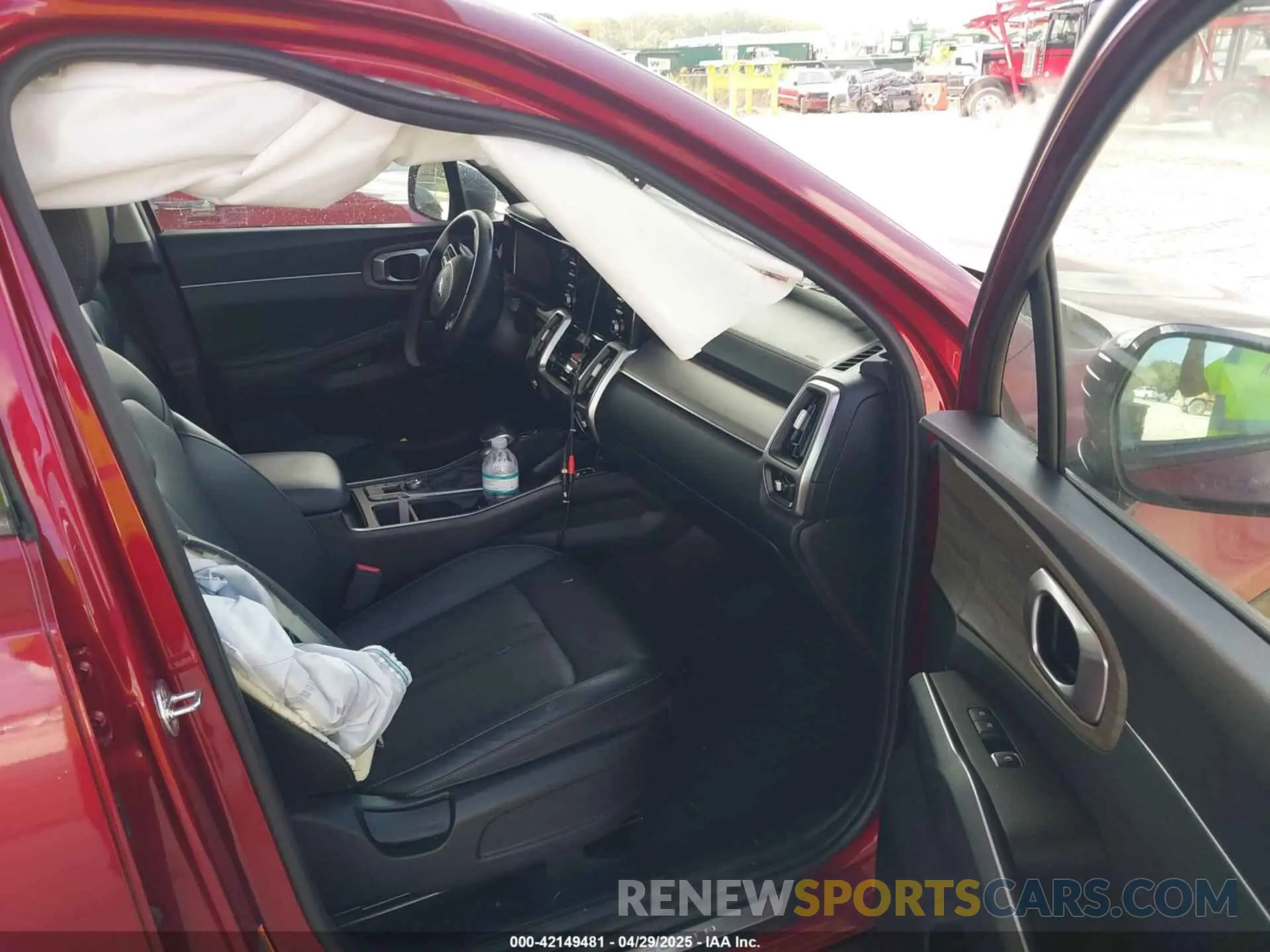 5 Photograph of a damaged car 5XYRH4LF8MG035215 KIA SORENTO 2021