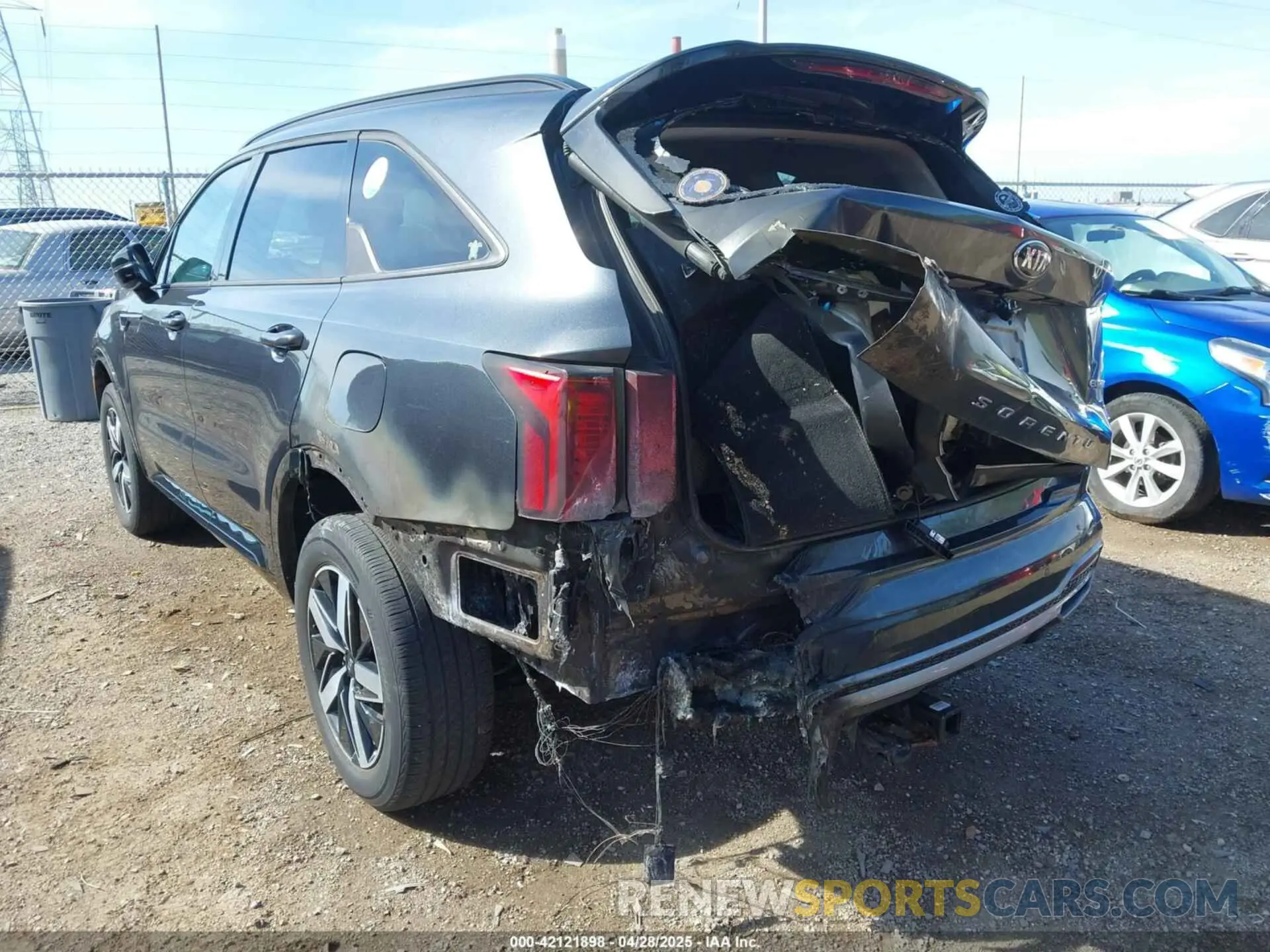 6 Photograph of a damaged car 5XYRHDLF2MG068579 KIA SORENTO 2021