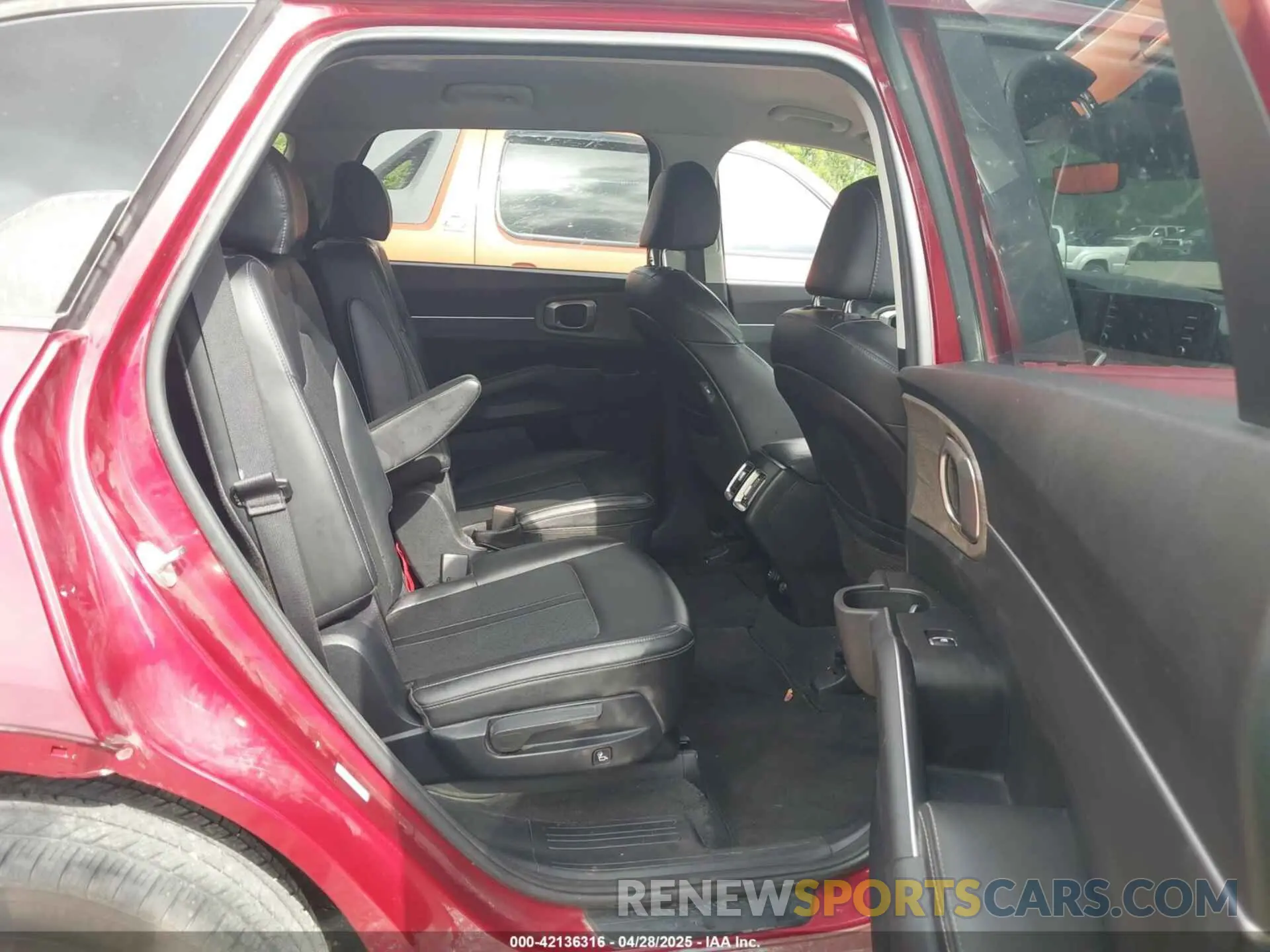 8 Фотография поврежденного автомобиля 5XYRHDLF6MG063000 KIA SORENTO 2021