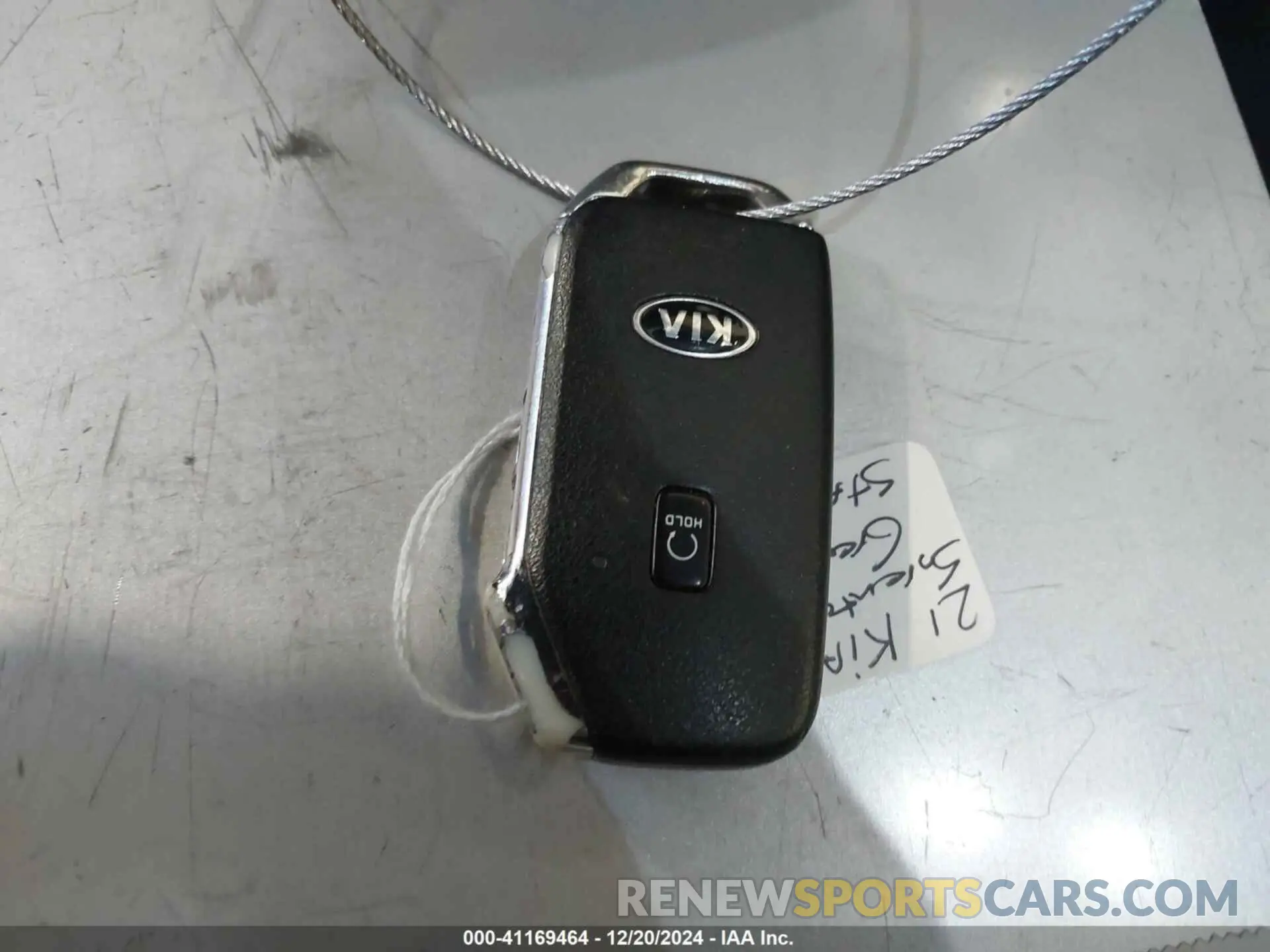 11 Photograph of a damaged car 5XYRK4LF1MG012179 KIA SORENTO 2021