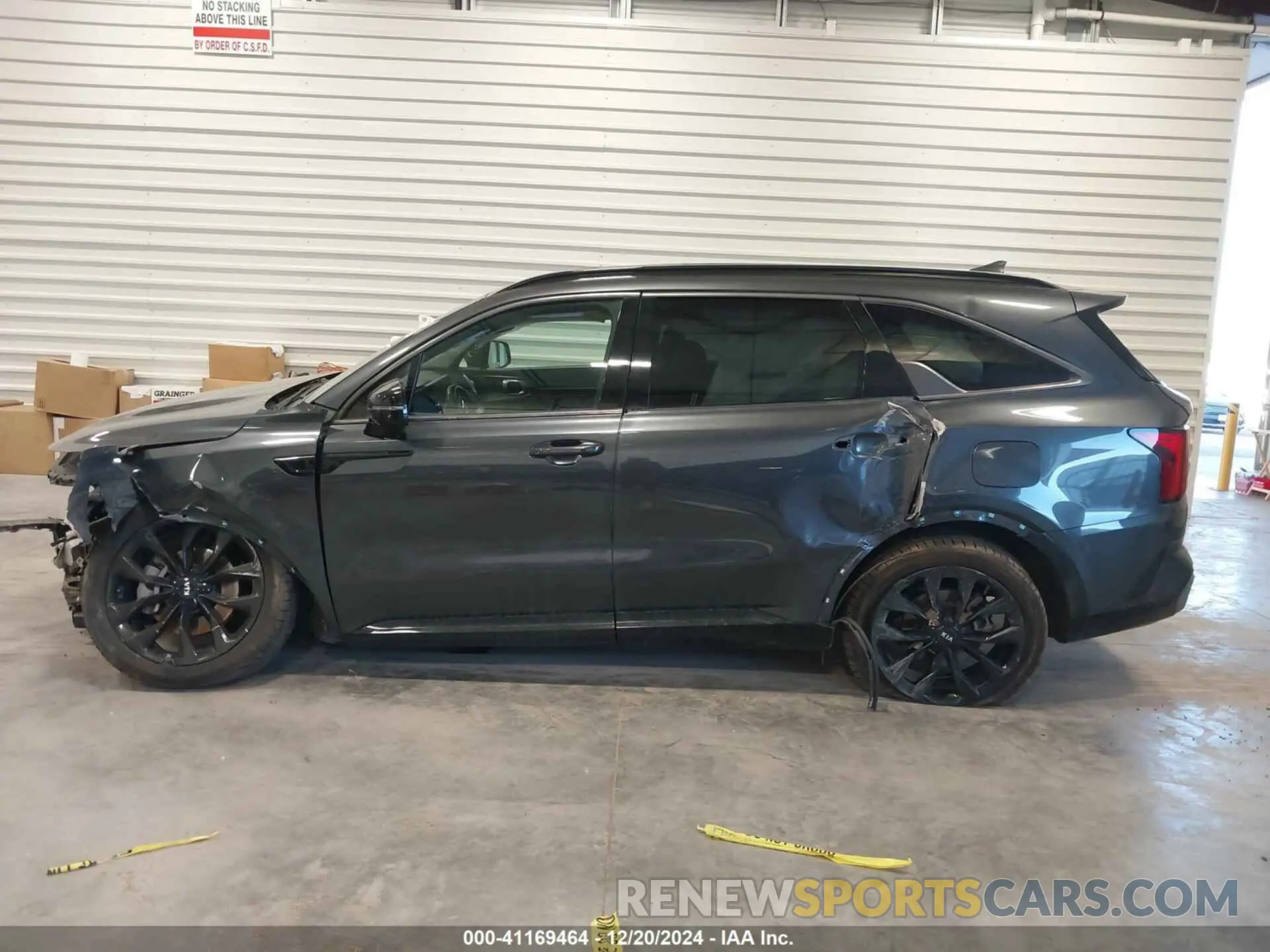 15 Photograph of a damaged car 5XYRK4LF1MG012179 KIA SORENTO 2021
